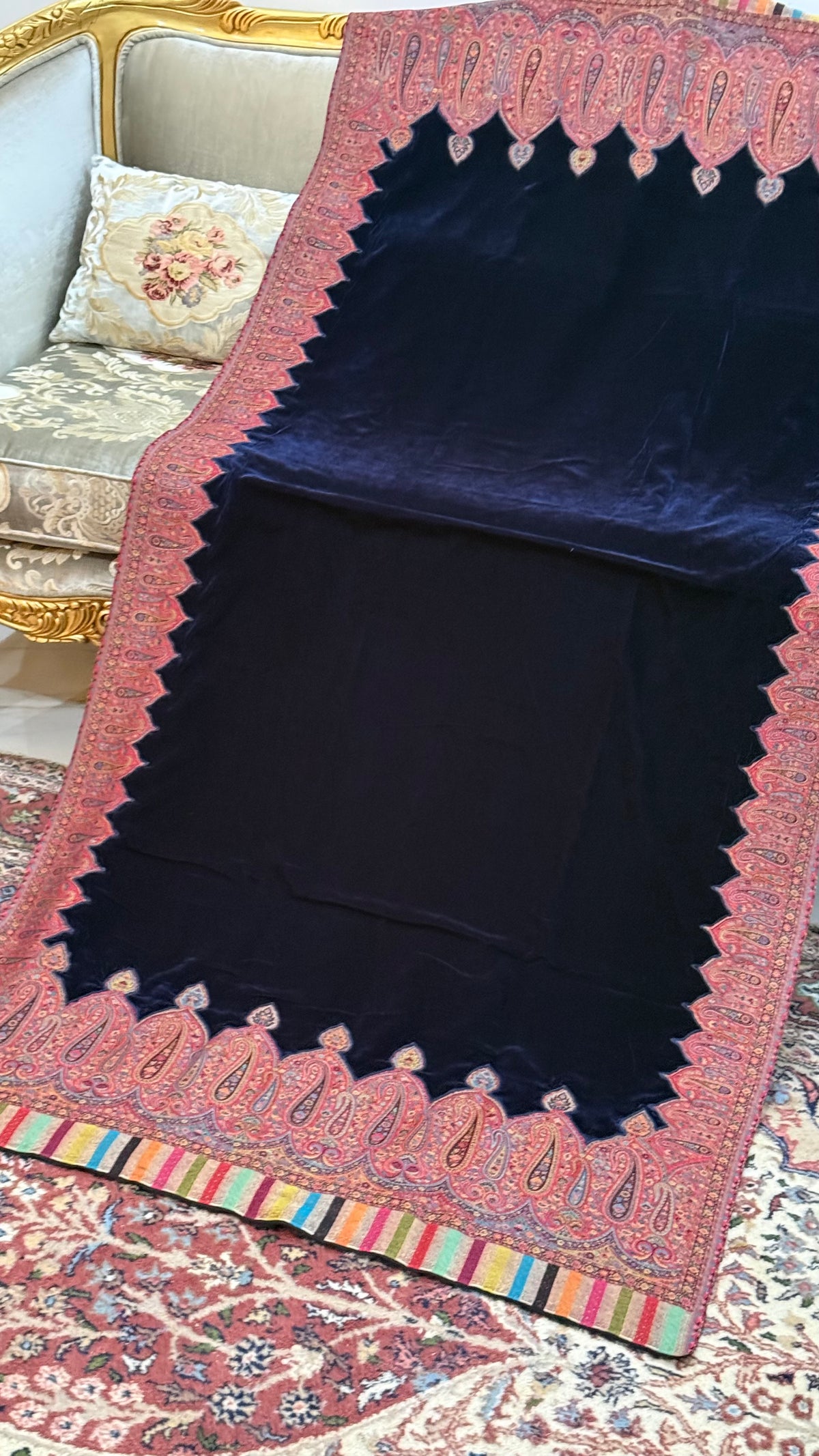 KANI velvet reversible shawl