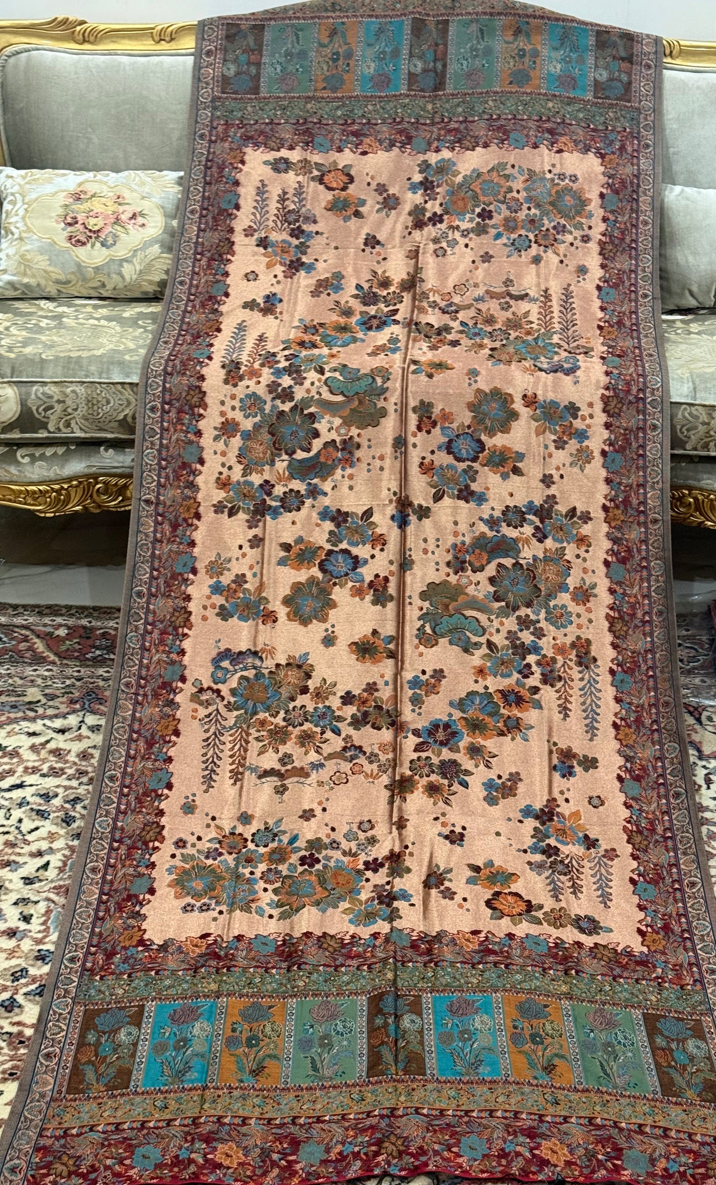 NOOR-E-KANI