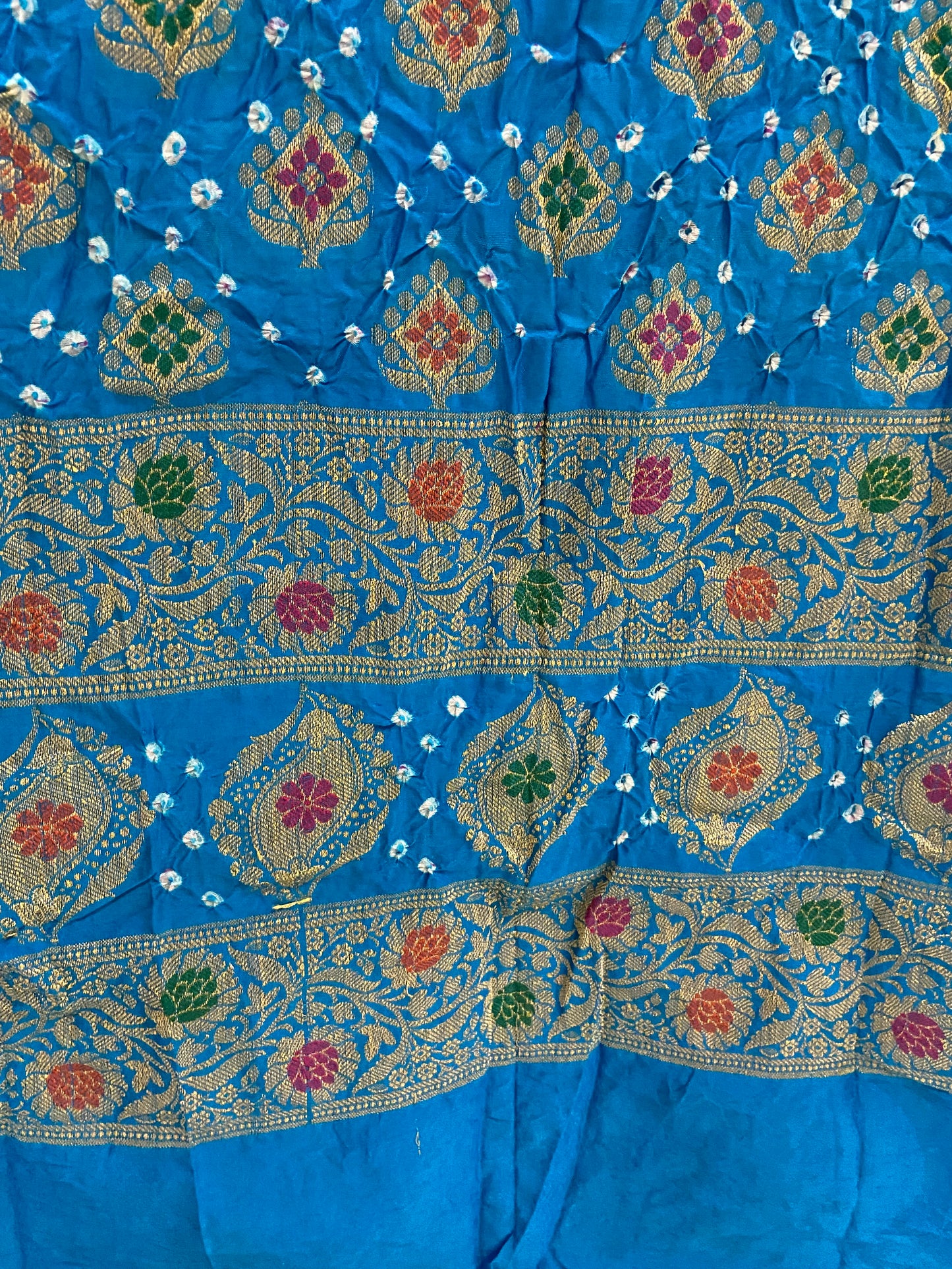 Meena Kari suits