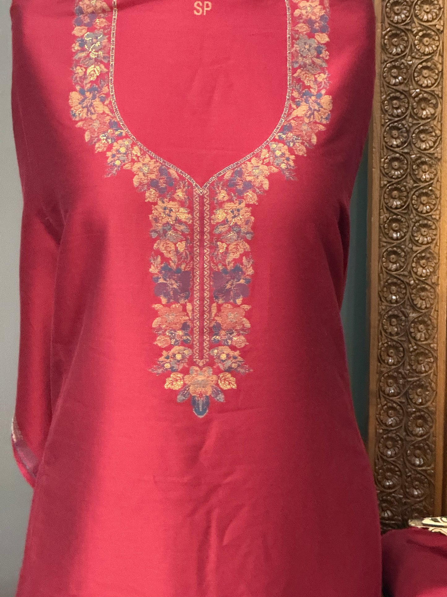 KANI PASHMINA SUIT