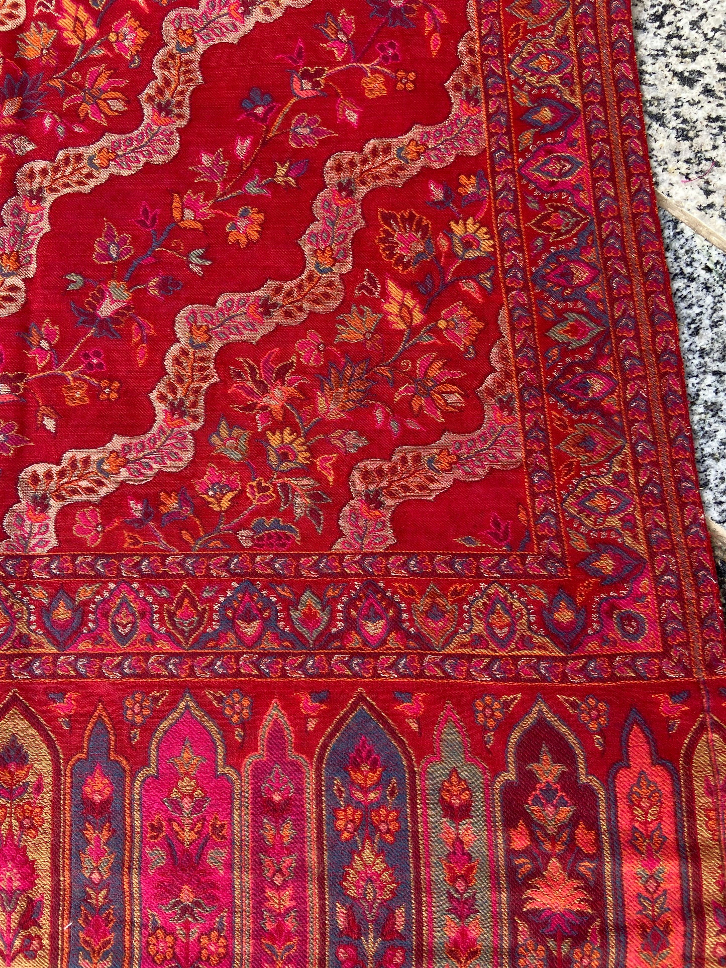 KANI PASHMINA PREMIUM