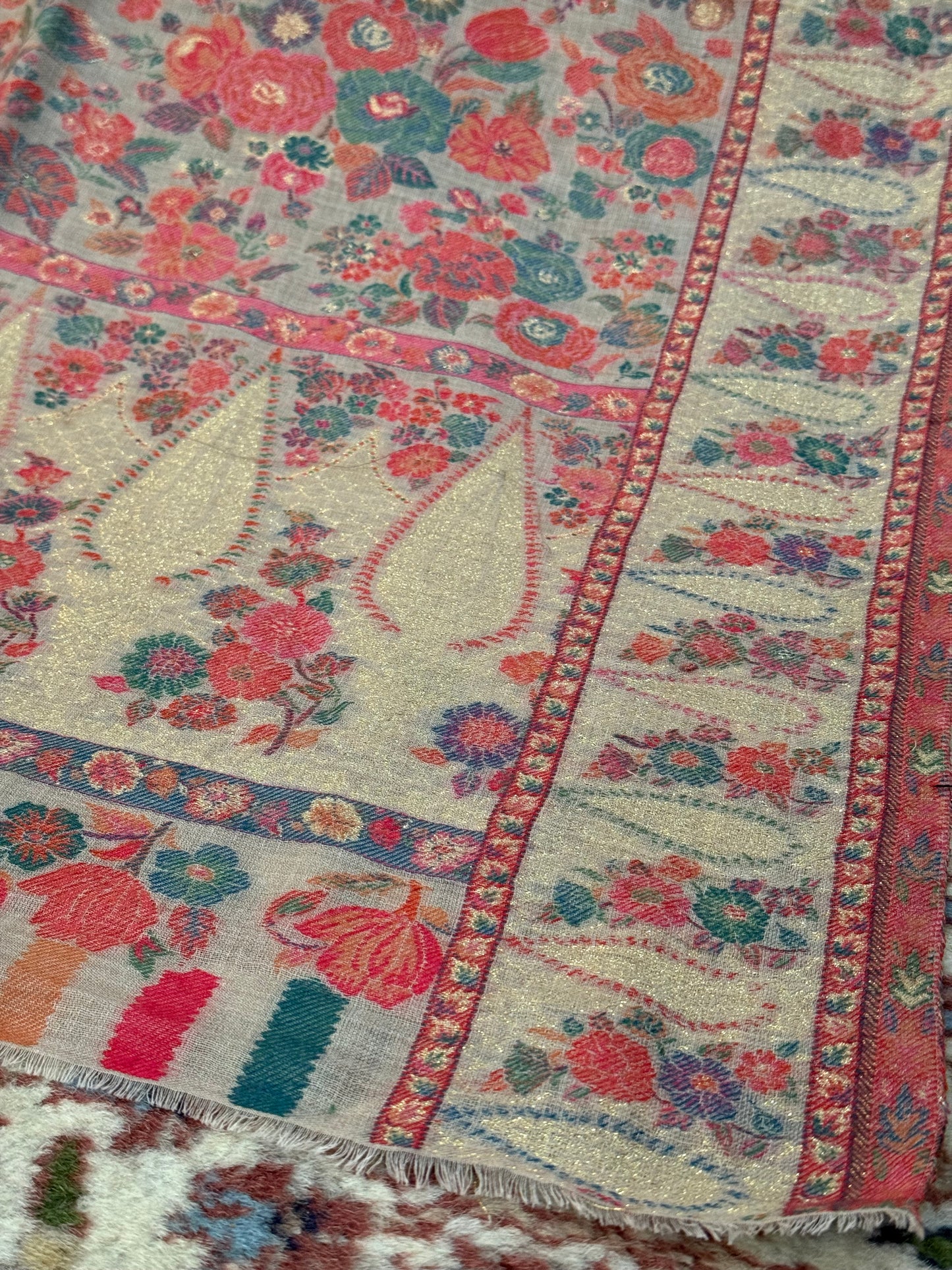 KANI PASHMINA PREMIUM