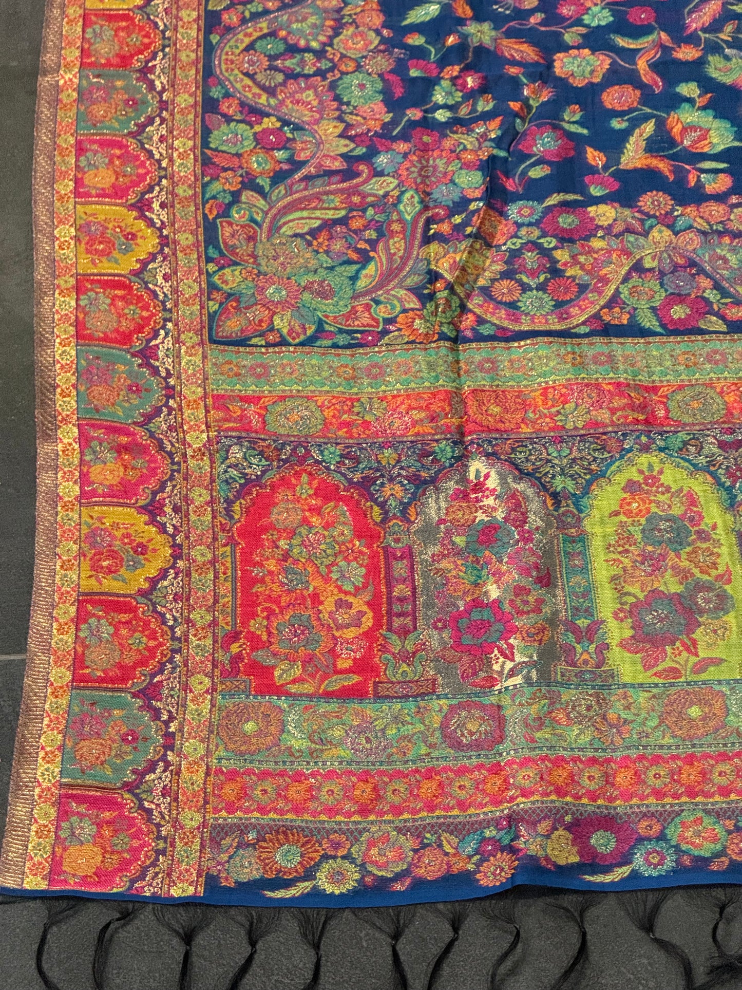 REGAL LOOM SHAHI RESHAM