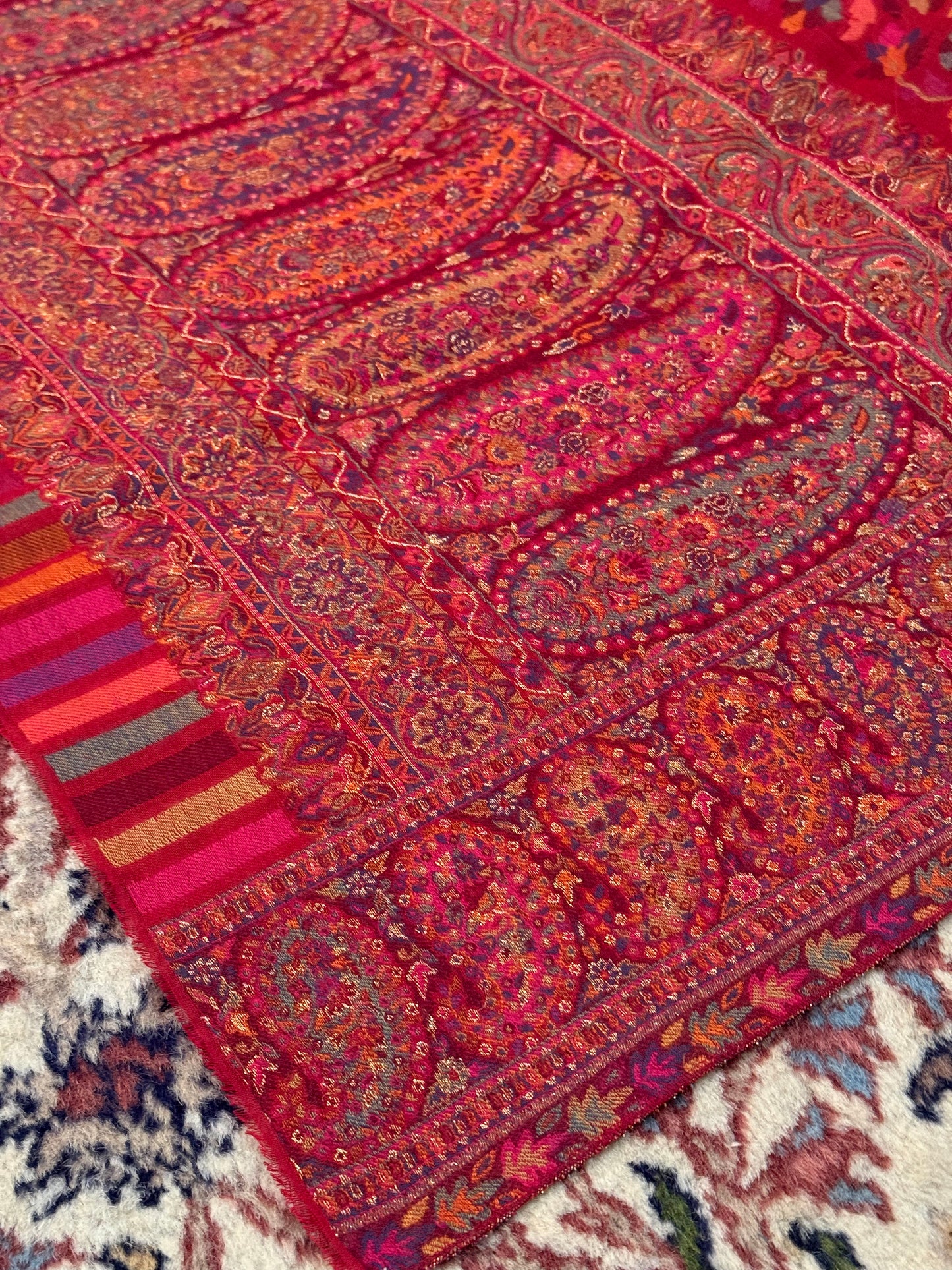 KANI PASHMINA PREMIUM