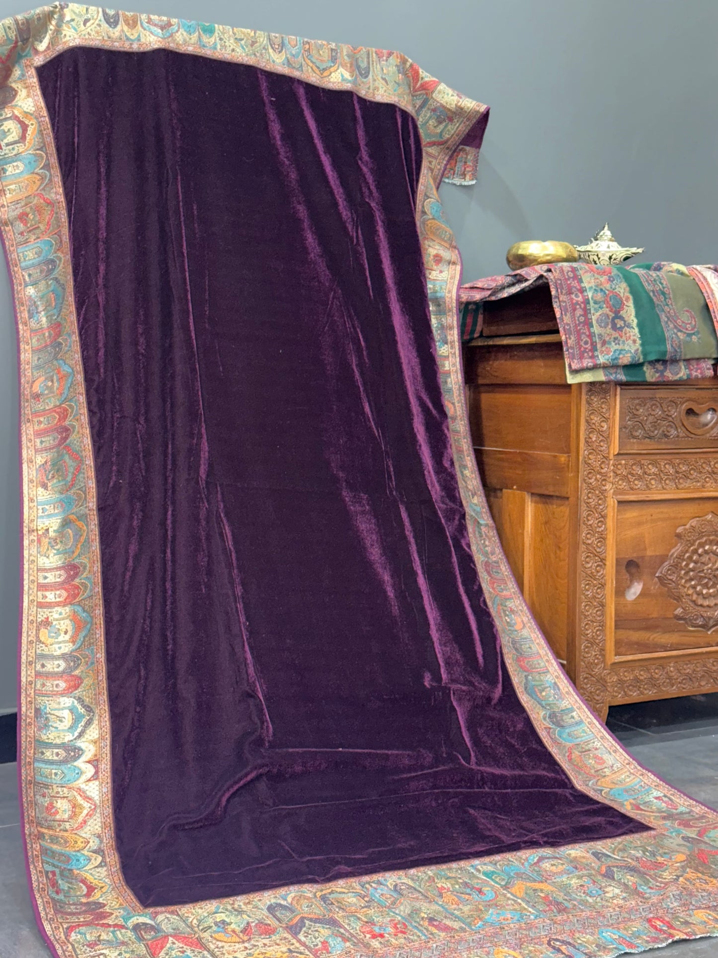 Kani velvet shawl
