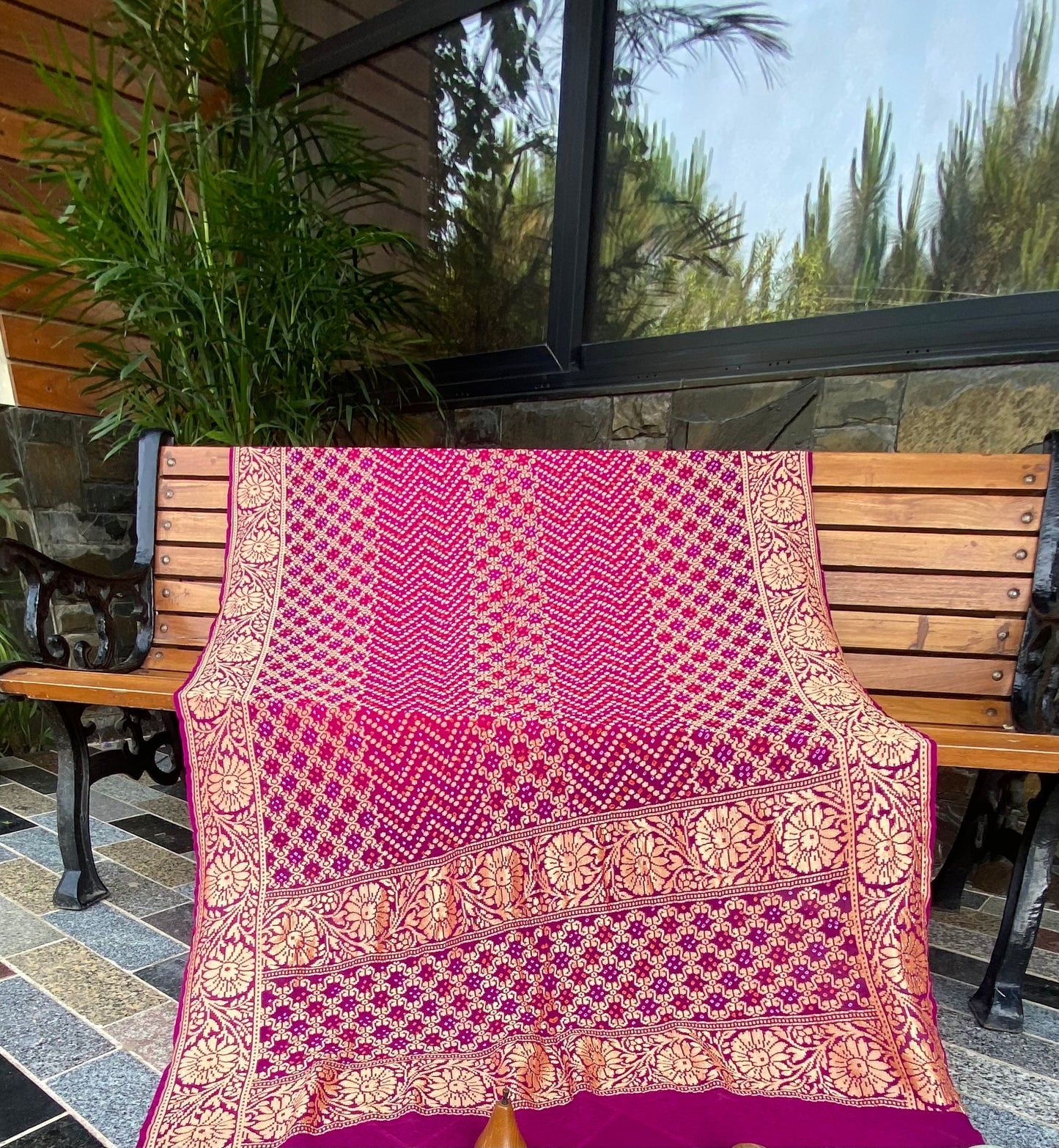 Pure Georgette neem Zari with mena kari