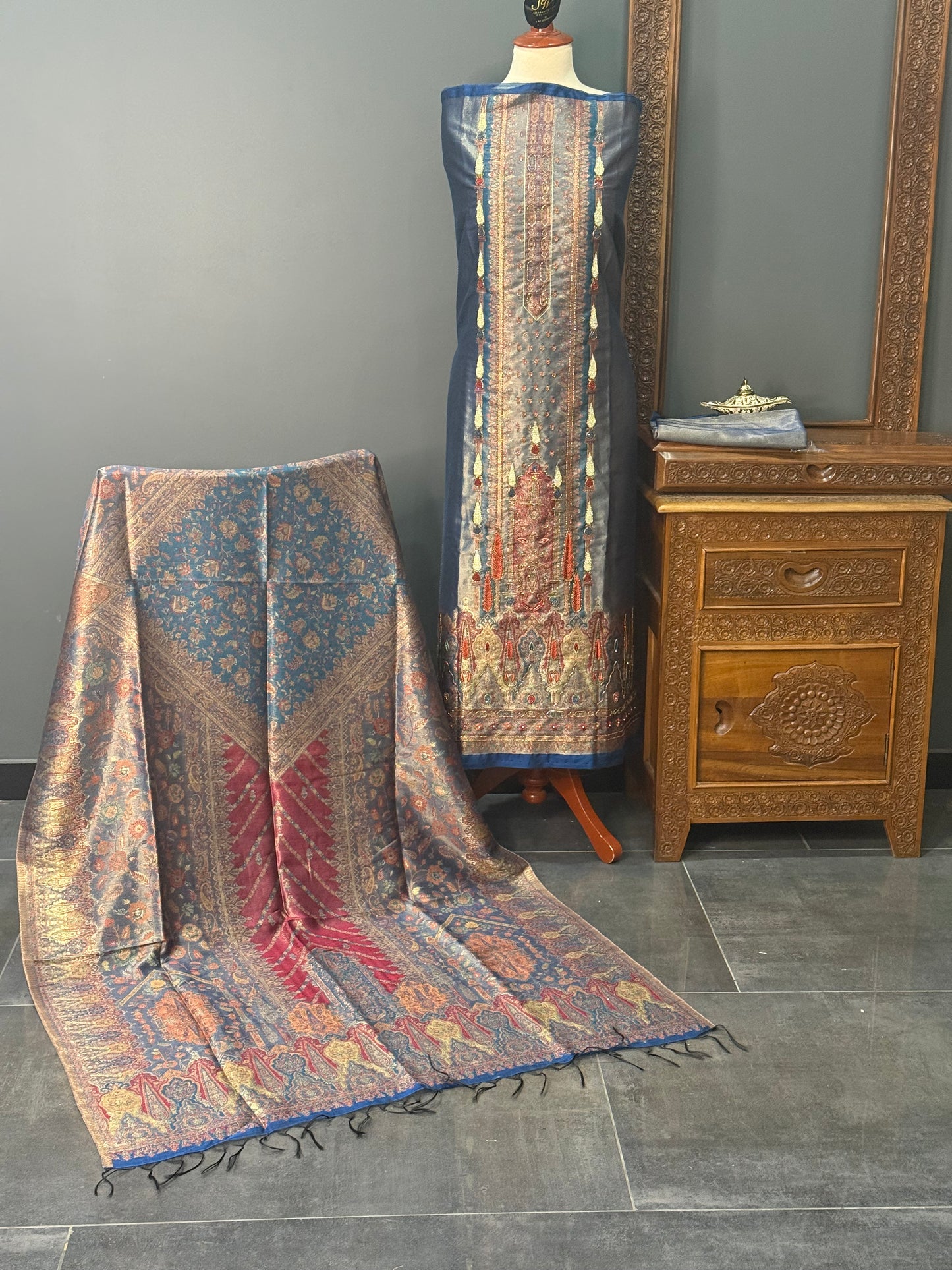 LREGAL LOOM