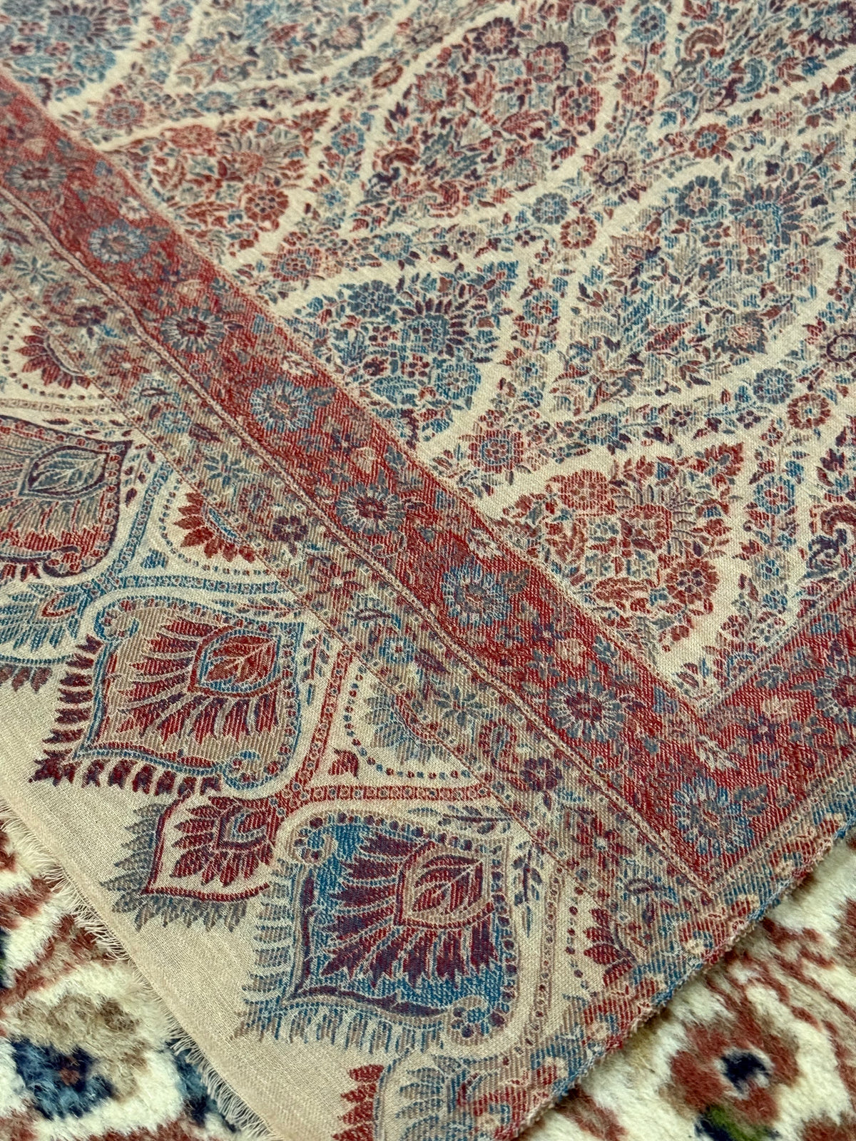 Kani pashmina stole