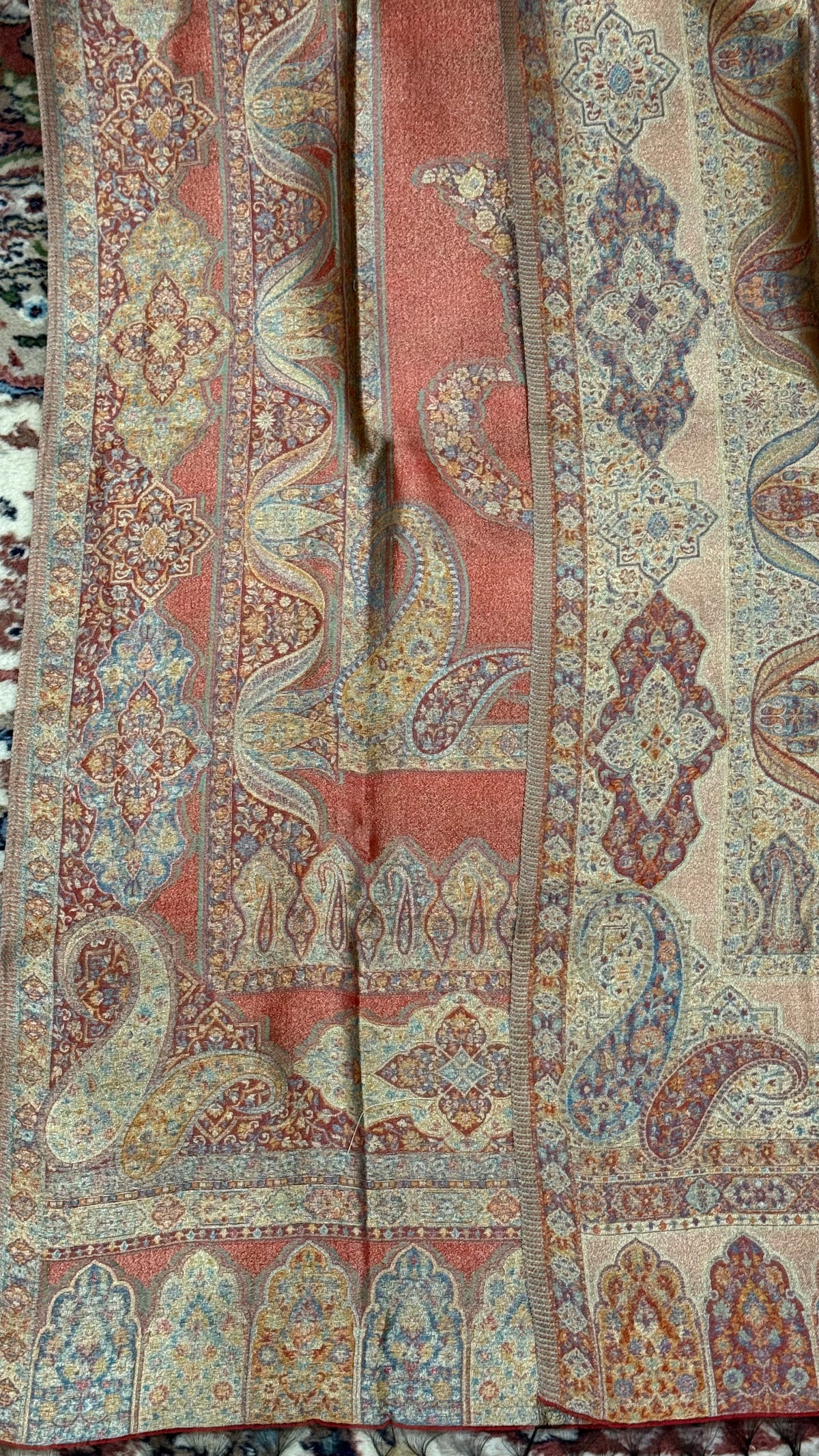 NOOR-E-KANI