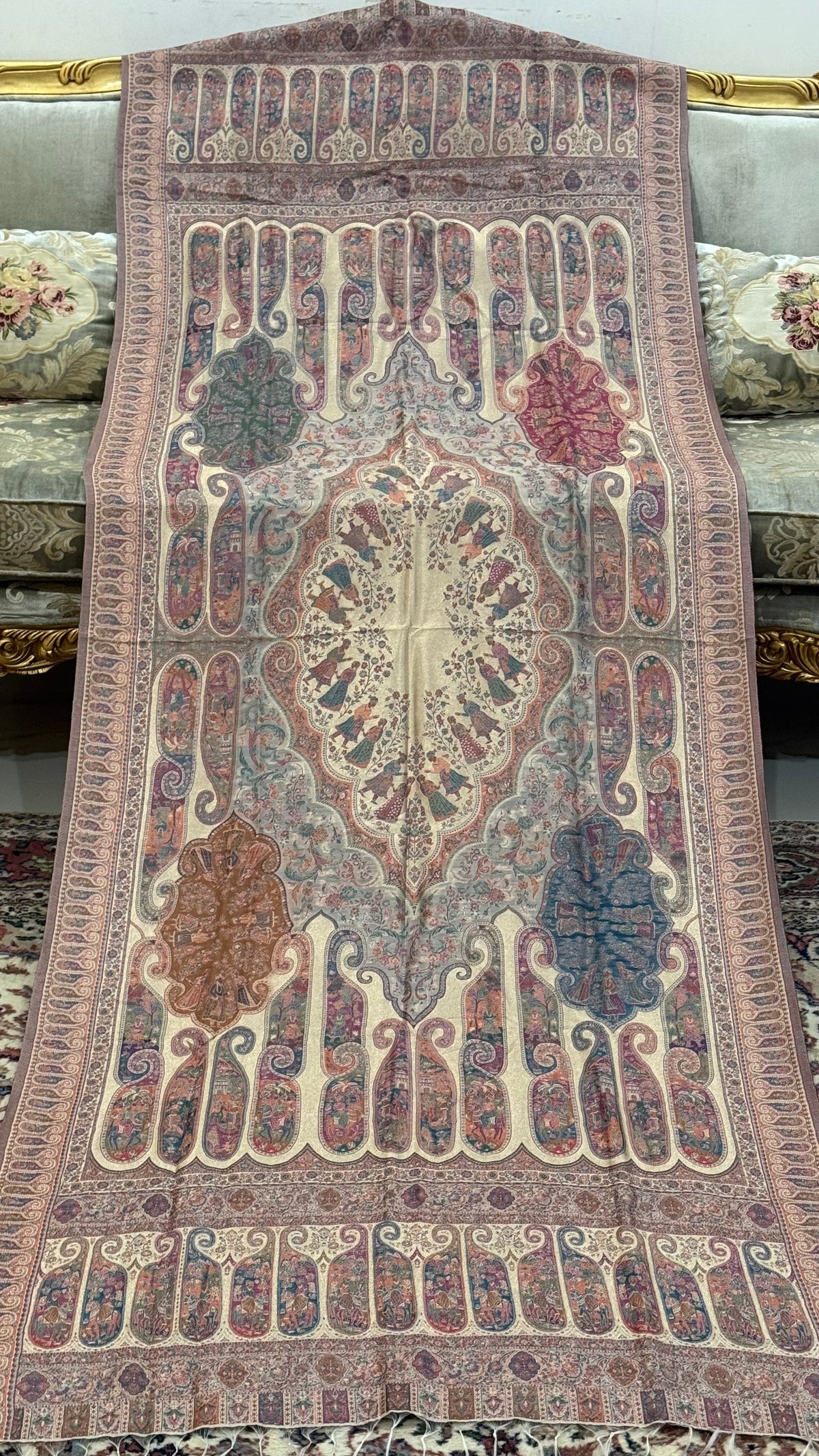 NOOR-E-KANI