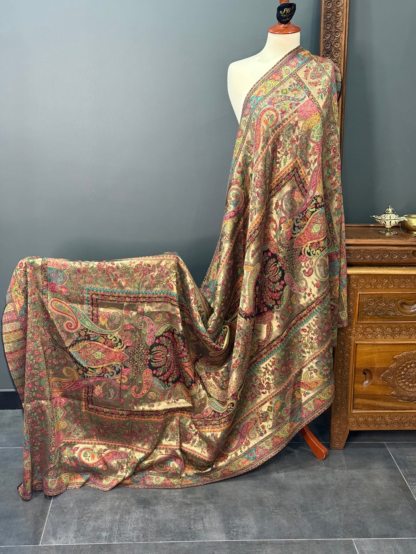 KANI PASHMINA MOON LIGHT SHAWL
