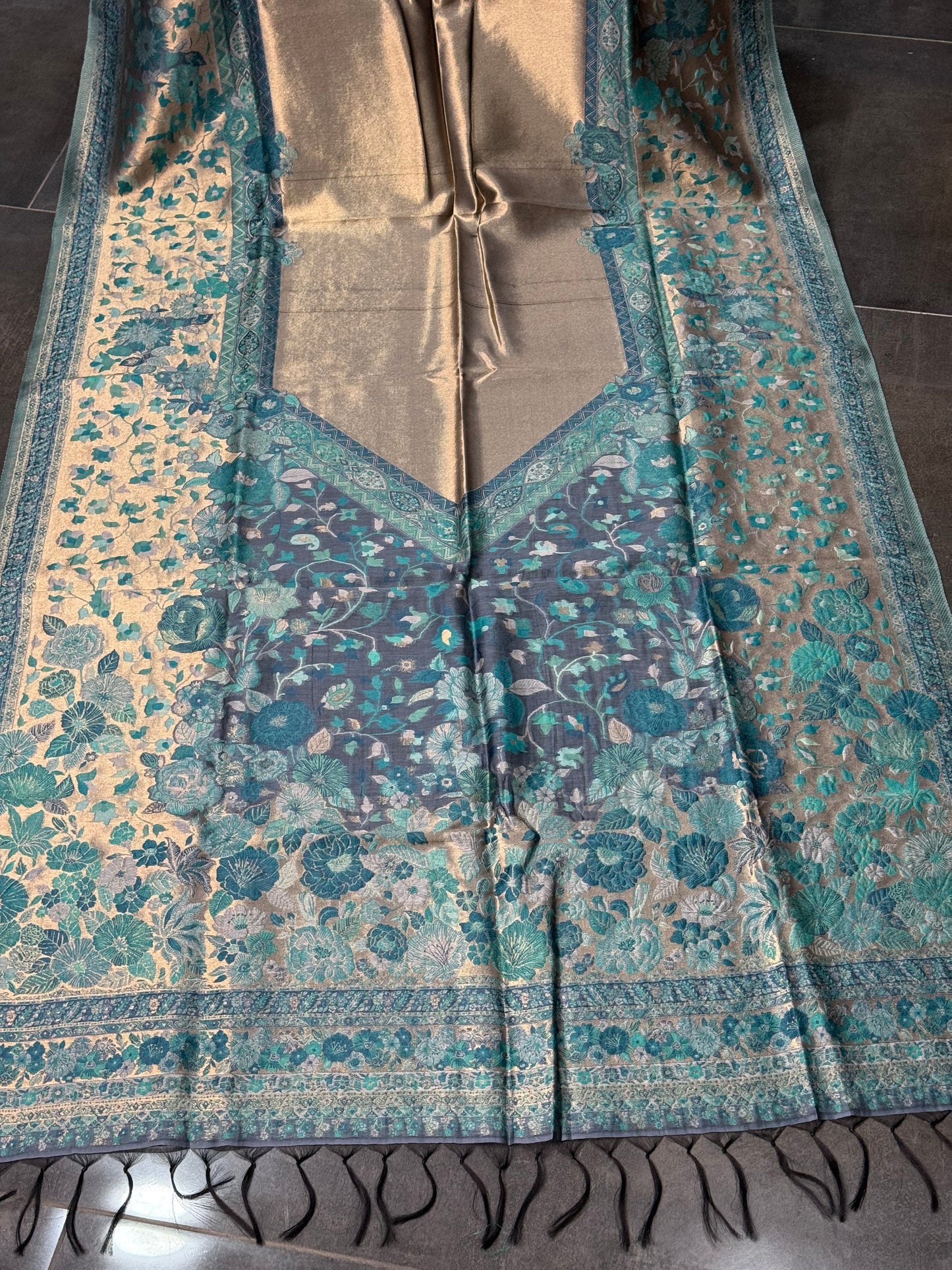 NOOR-E-KANI