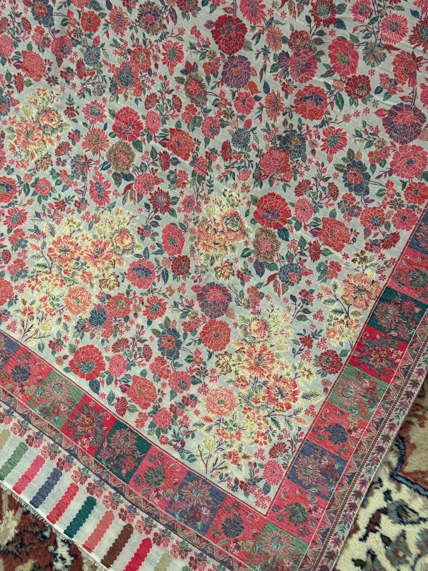 KANI PASHMINA PREMIUM