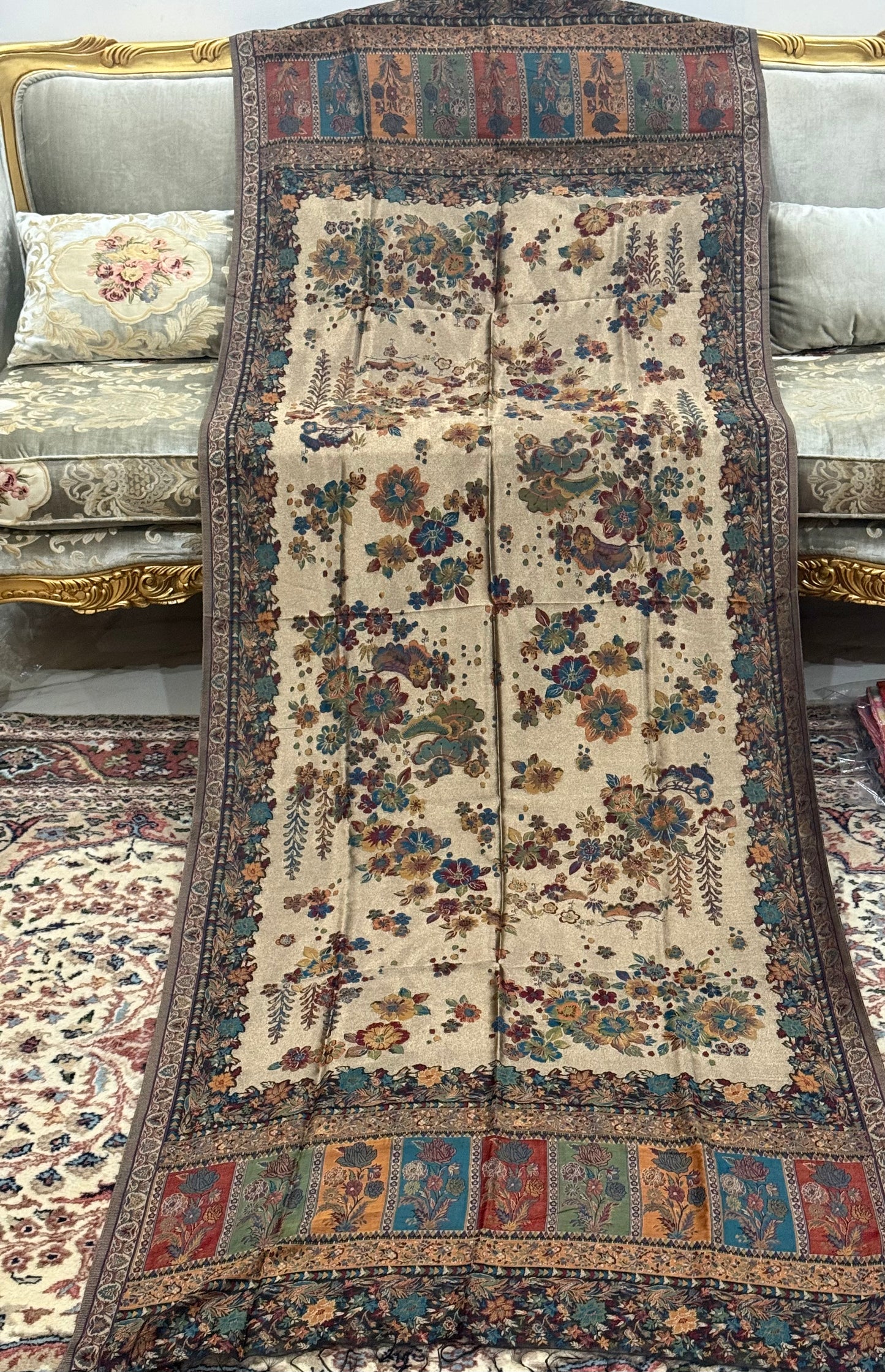 NOOR-E-KANI