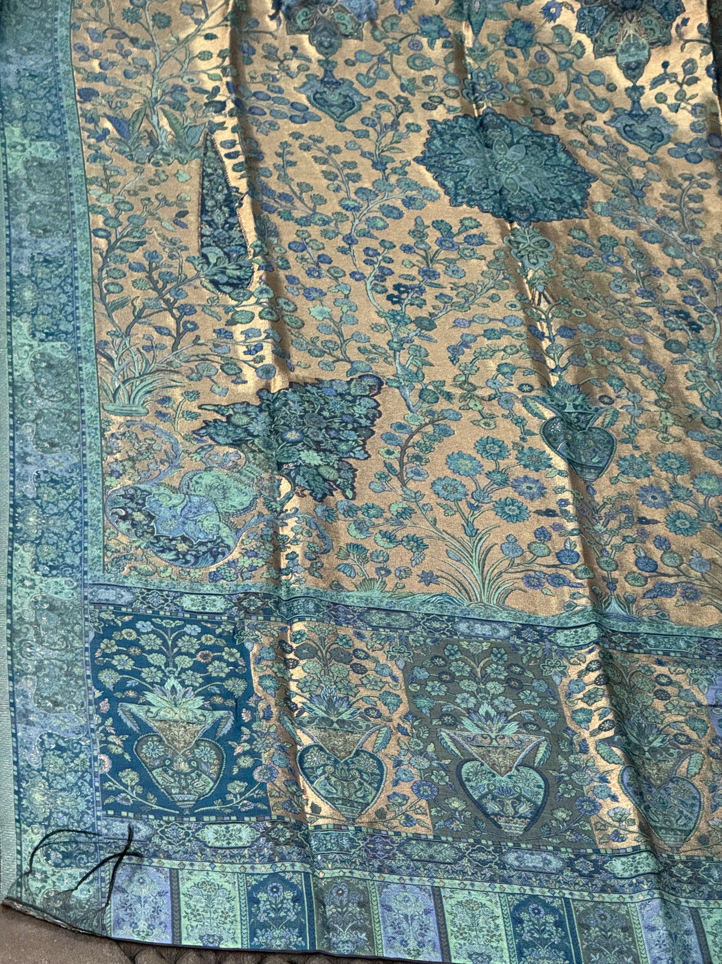 NOOR-E-KANI