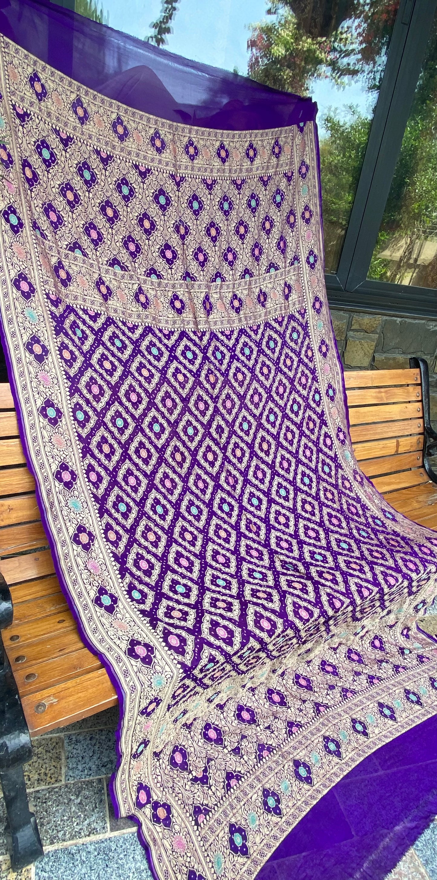 Pure Georgette neem Zari with mena kari