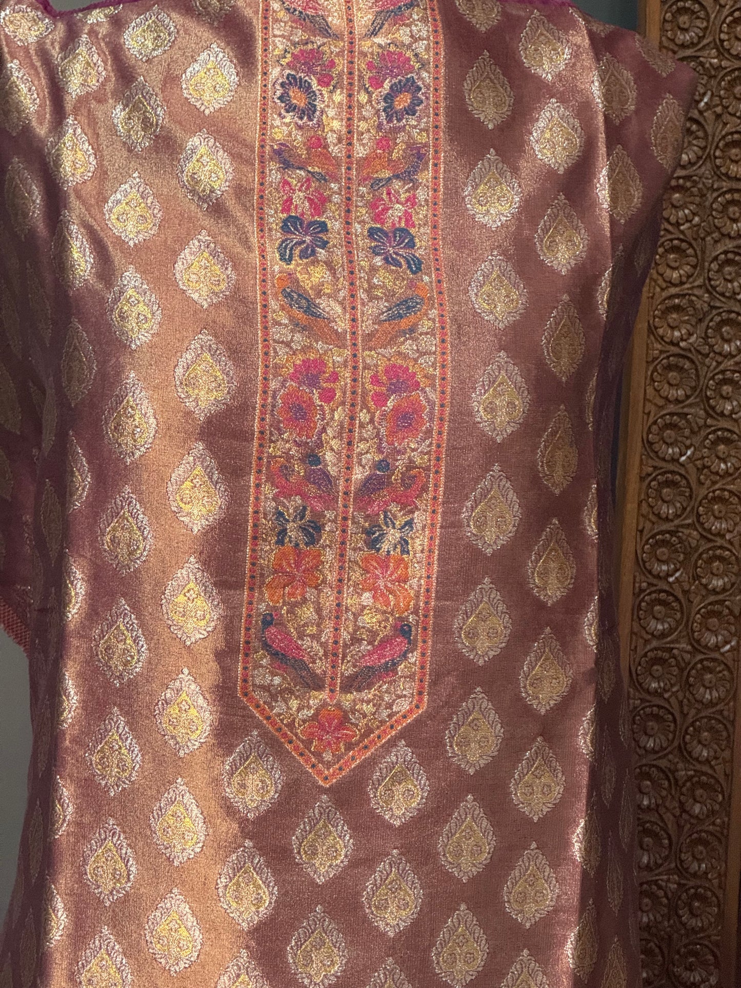 REGAL LOOM