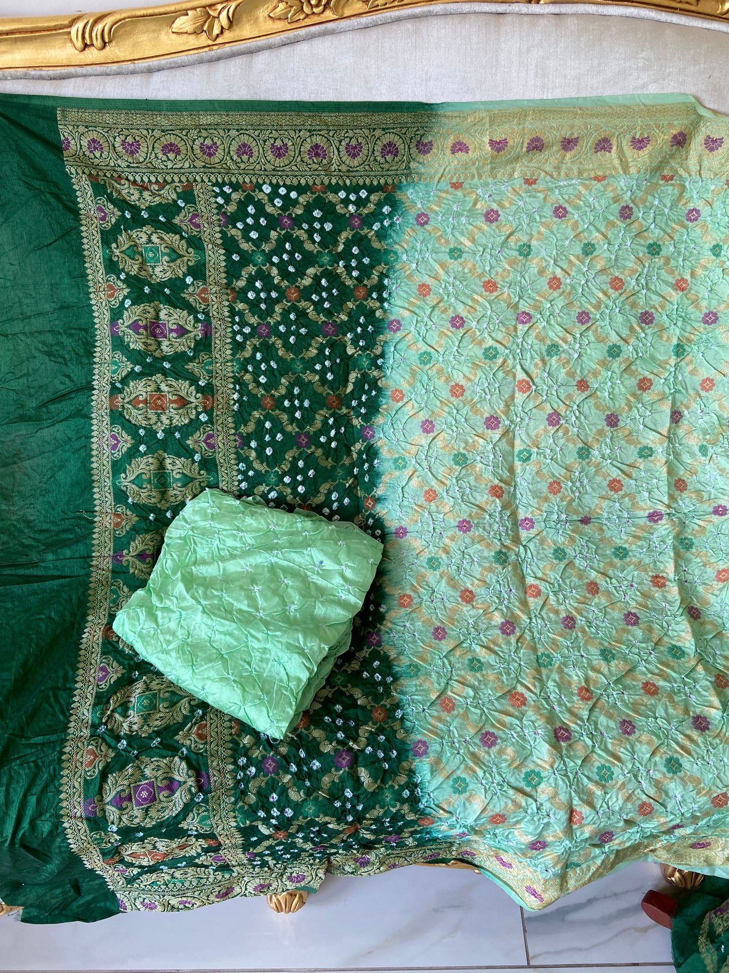 Meena Kari suits