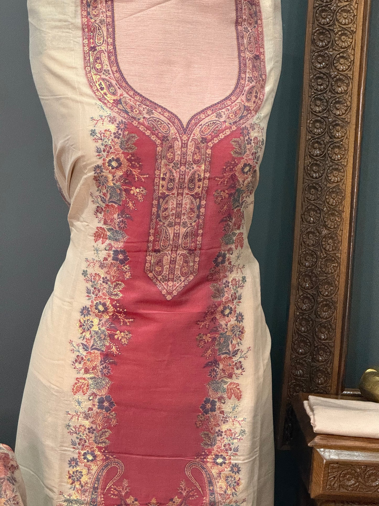 REGAL LOOM SHAHI RESHAM