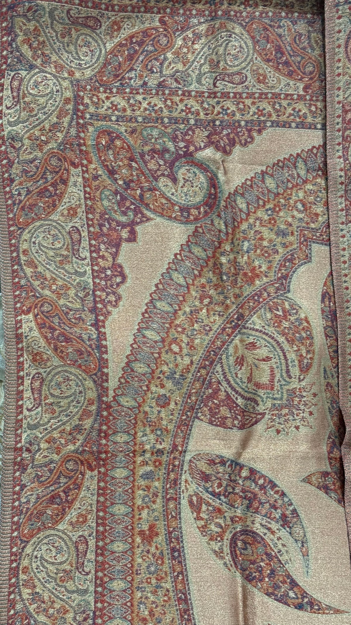 NOOR-E-KANI