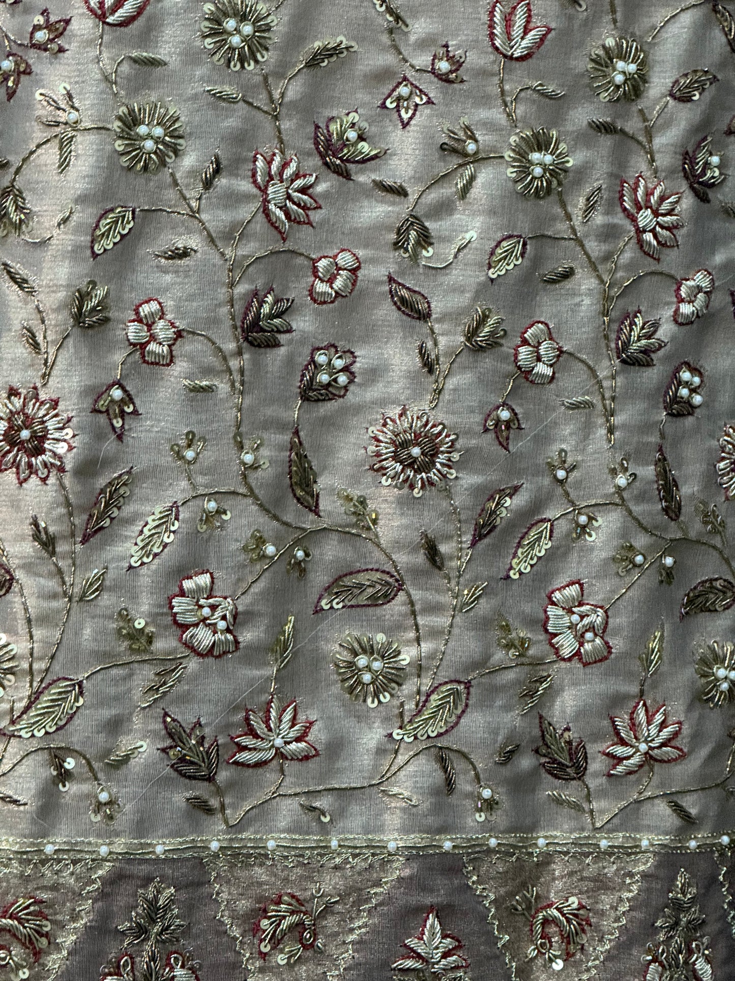 REGAL LOOM