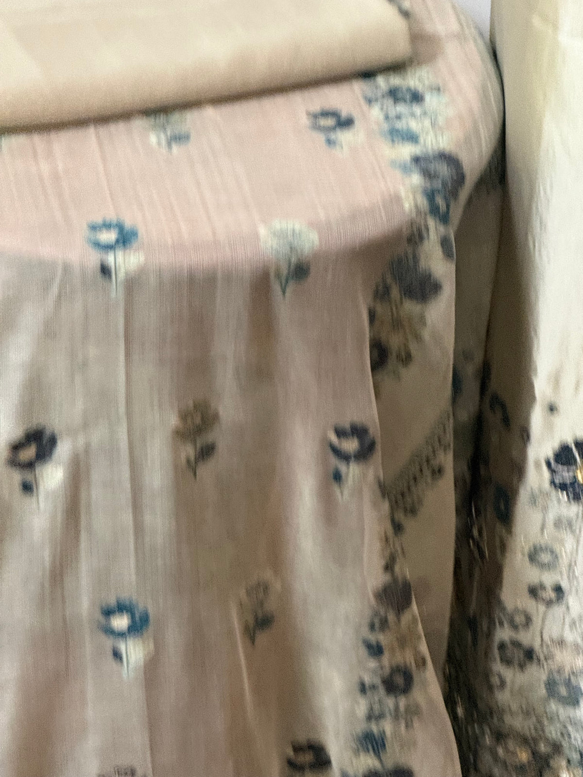 REGAL LOOM
