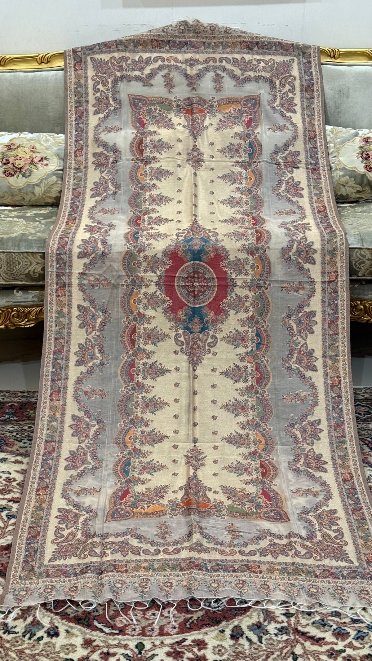 NOOR-E-KANI