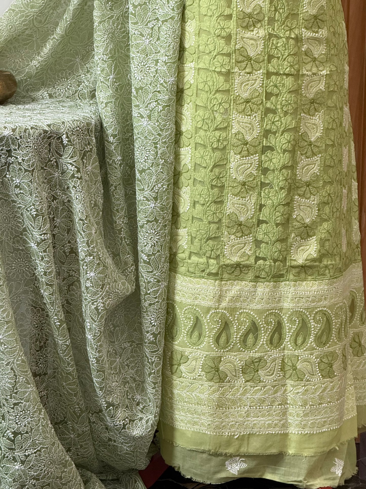 Soft cotton lawn  kurta with chiffon duppata hand work