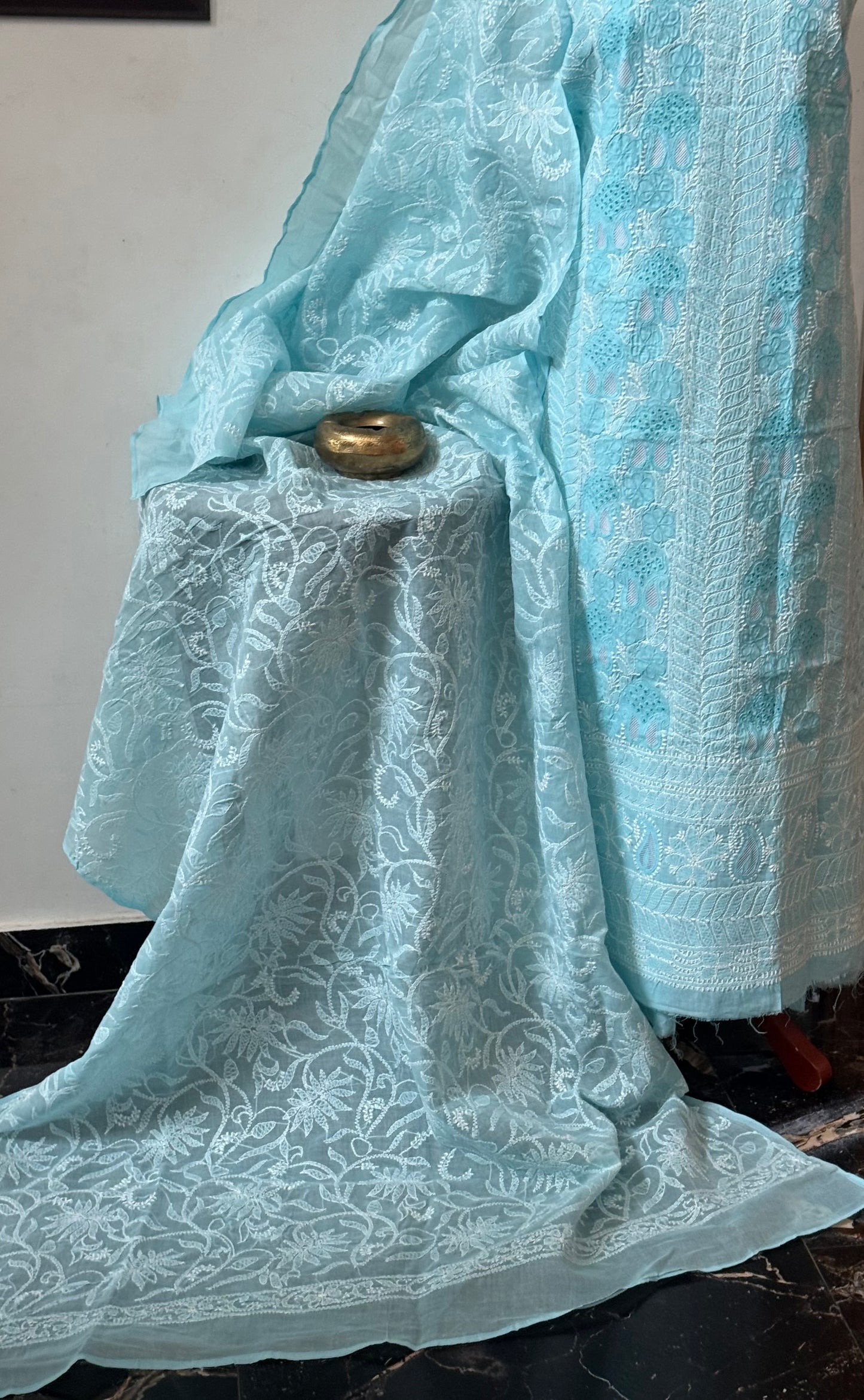 Soft cotton lawn  kurta with cotton lawn duppata hand work
