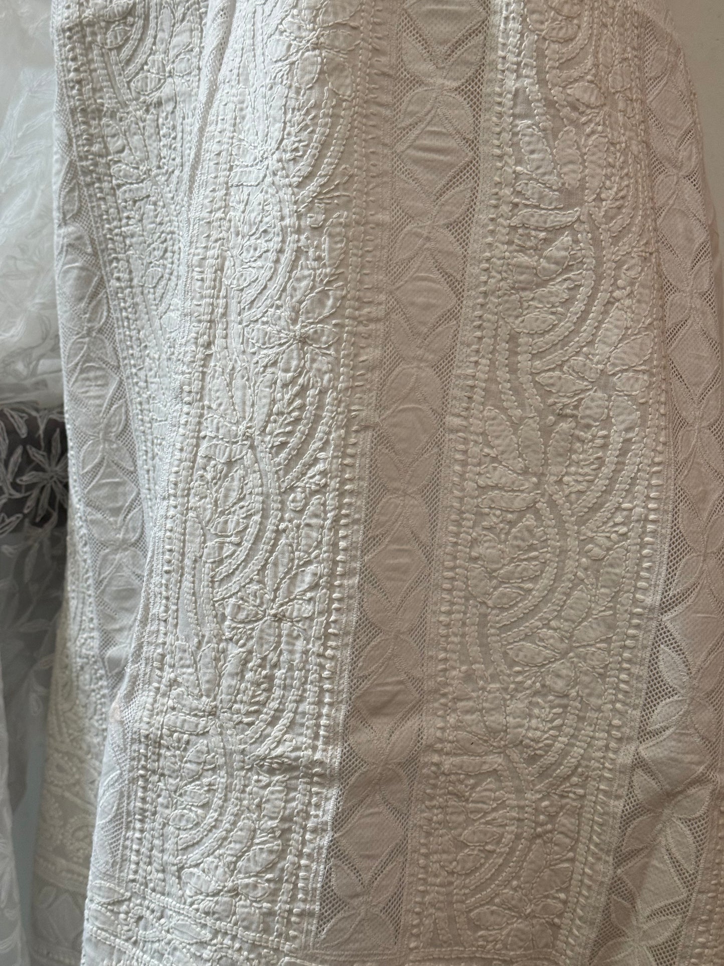 Soft cotton lawn  kurta with chiffon duppata hand work
