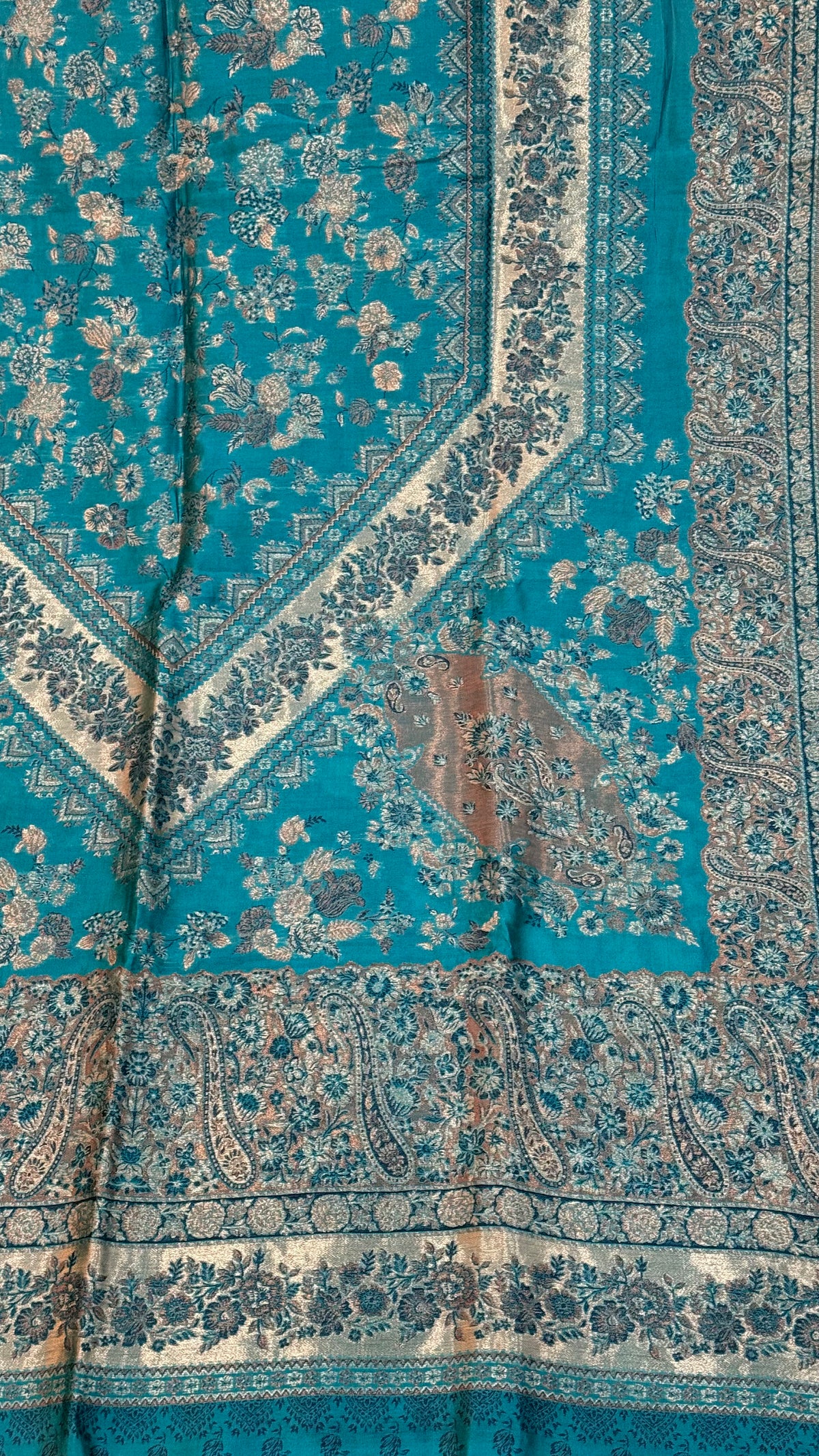 NOOR-E-KANI