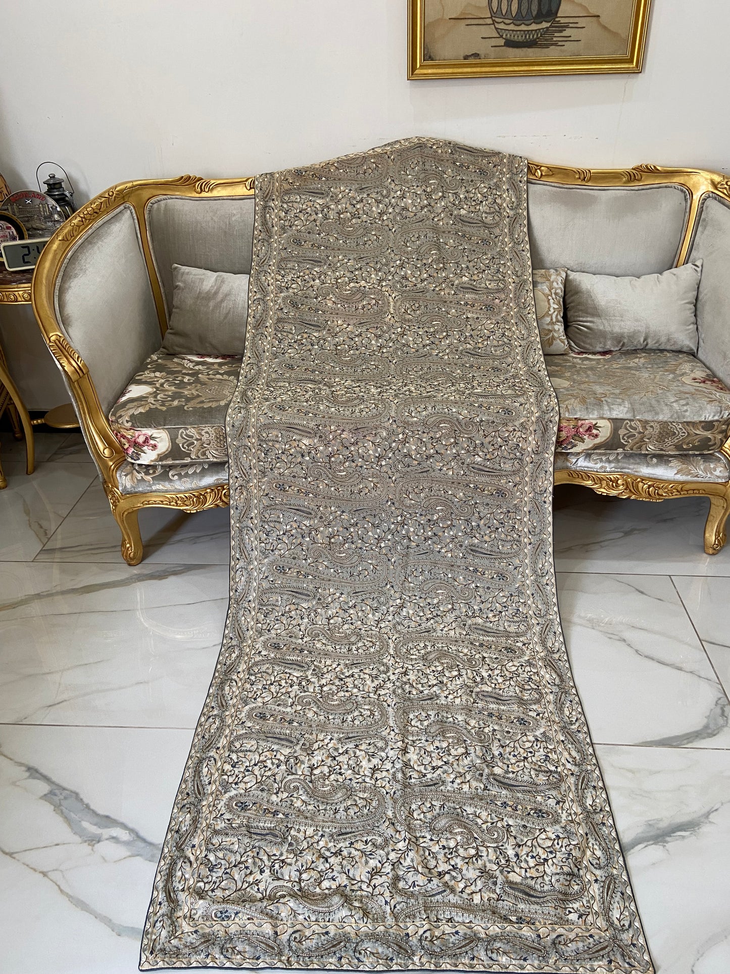 Kashmiri duppata Mechine embroidered