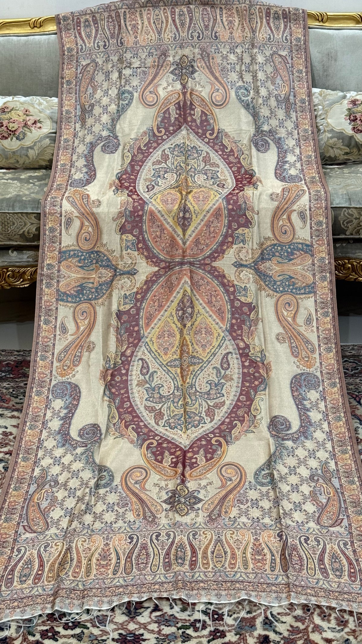 NOOR-E-KANI