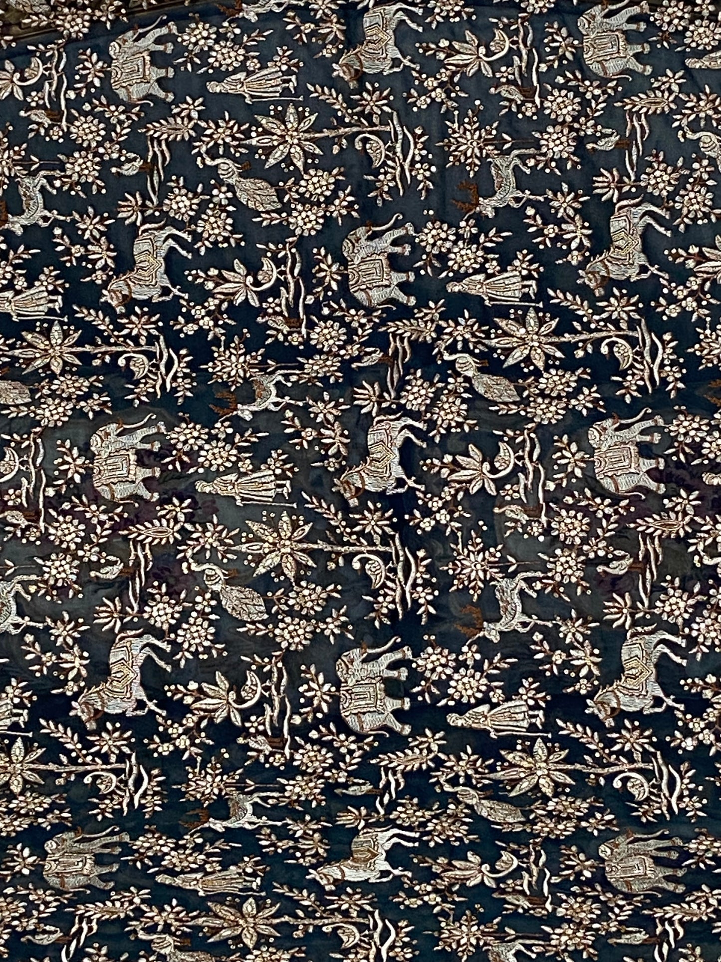 Parsi gara Mechine embroidered