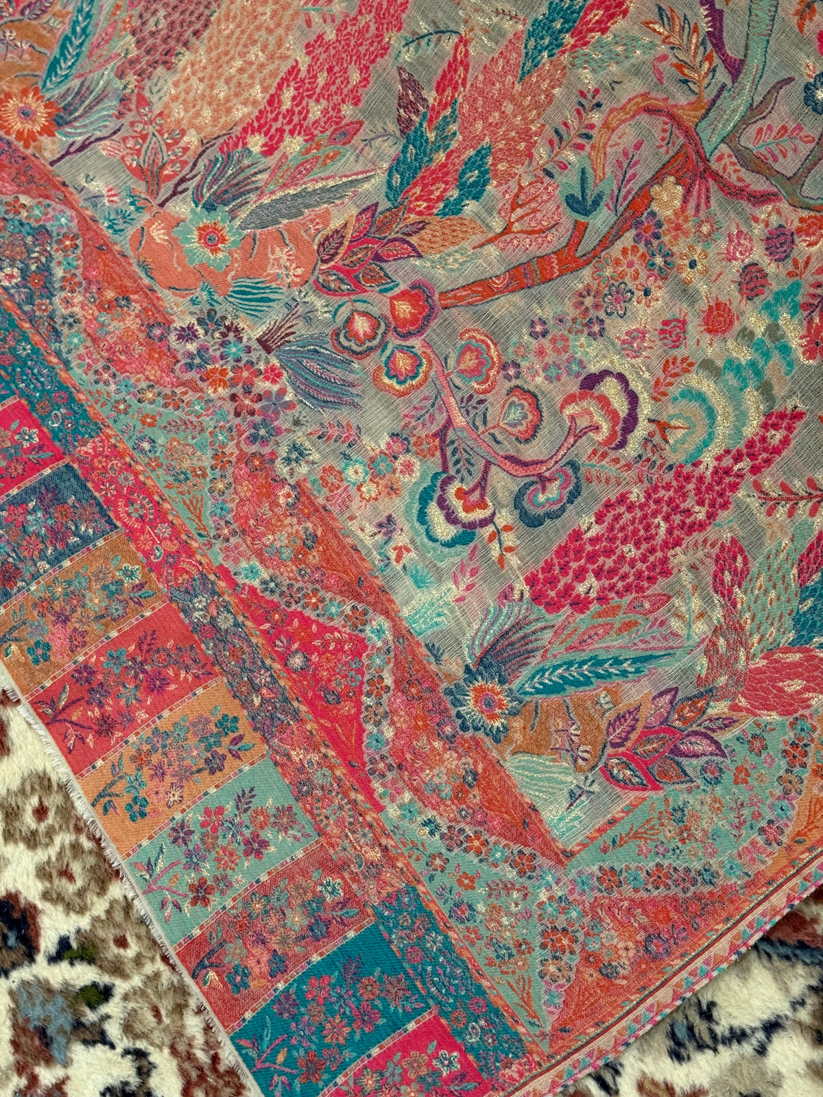 Kani pashmina stole