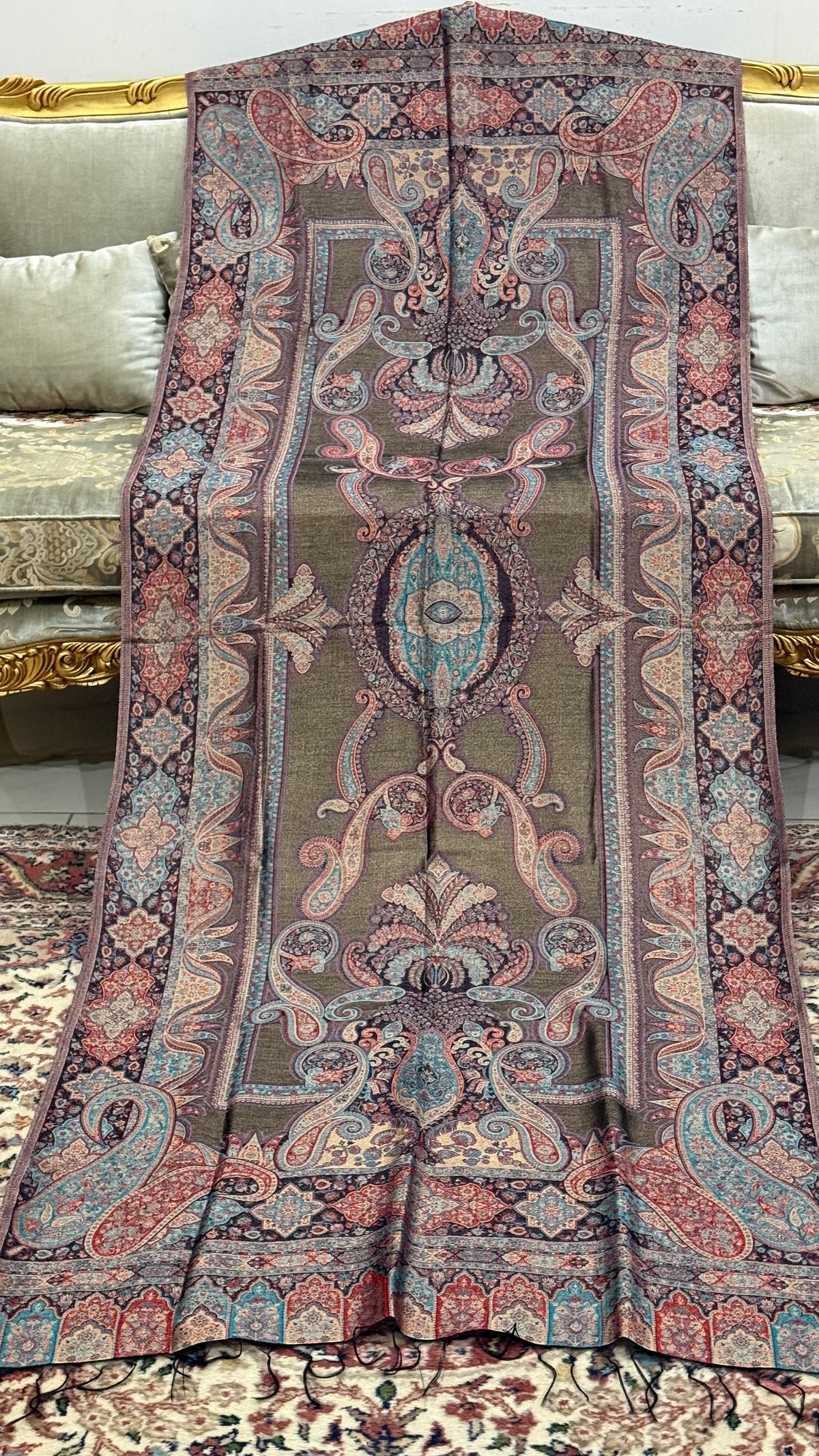 NOOR-E-KANI