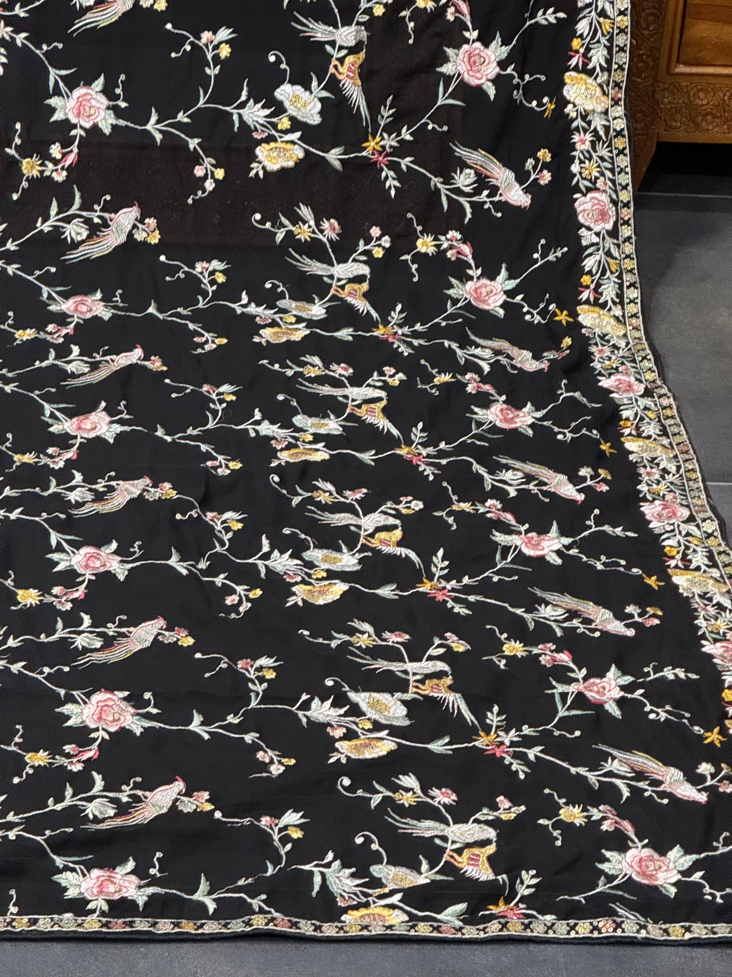 Parsi gara Mechine embroidered