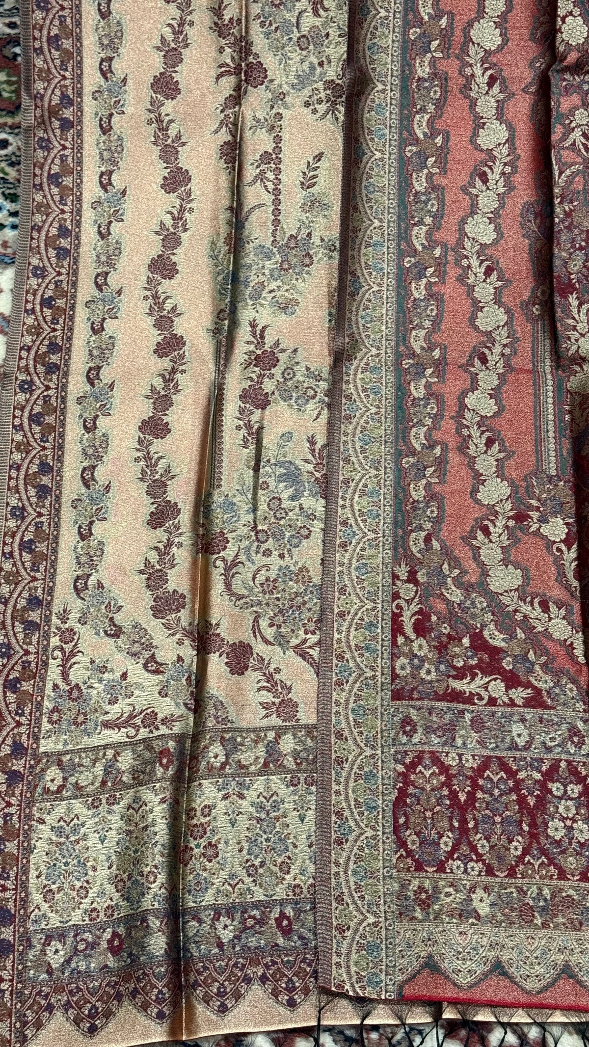 NOOR-E-KANI u