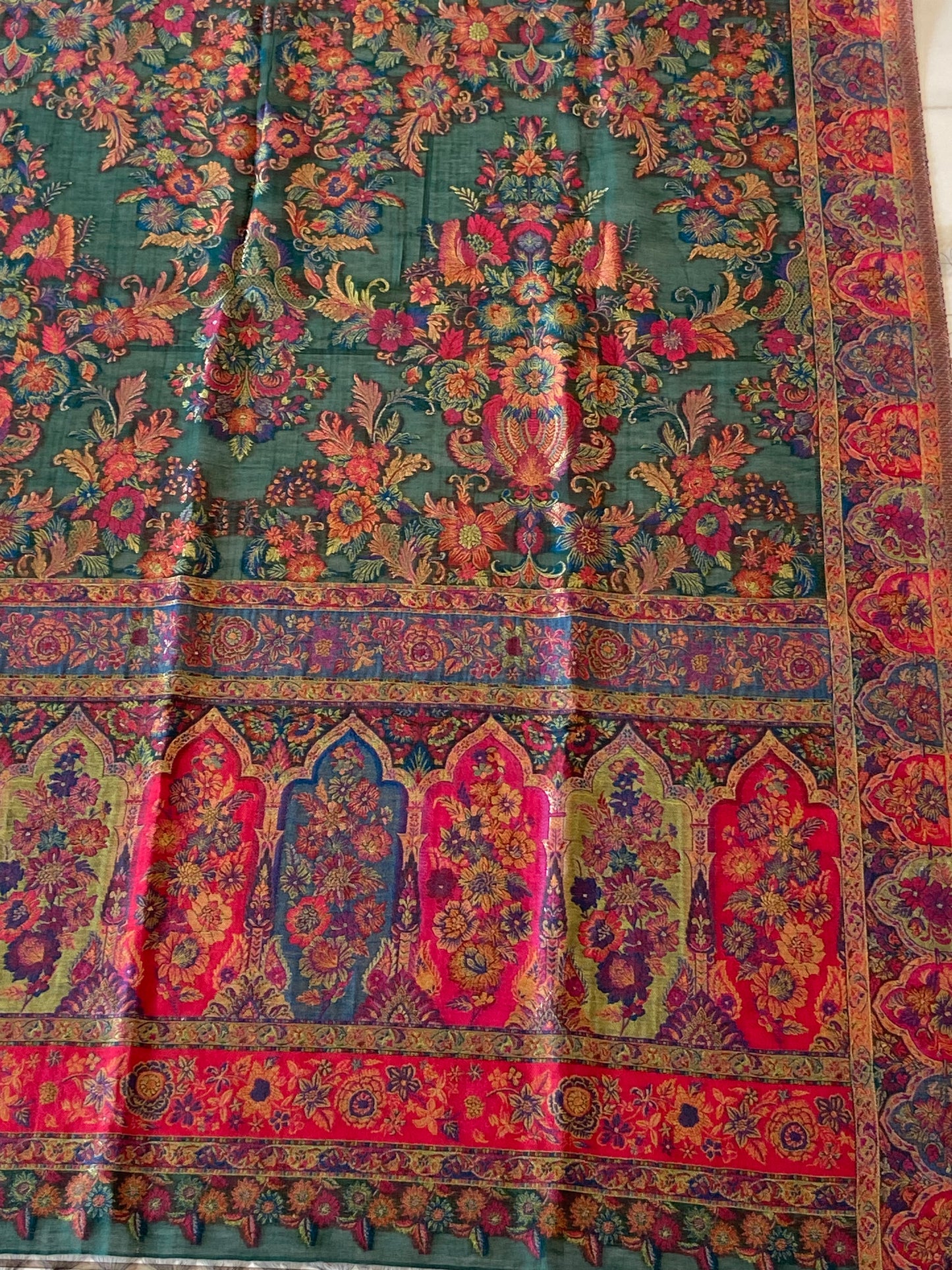 NOOR-E-KANI