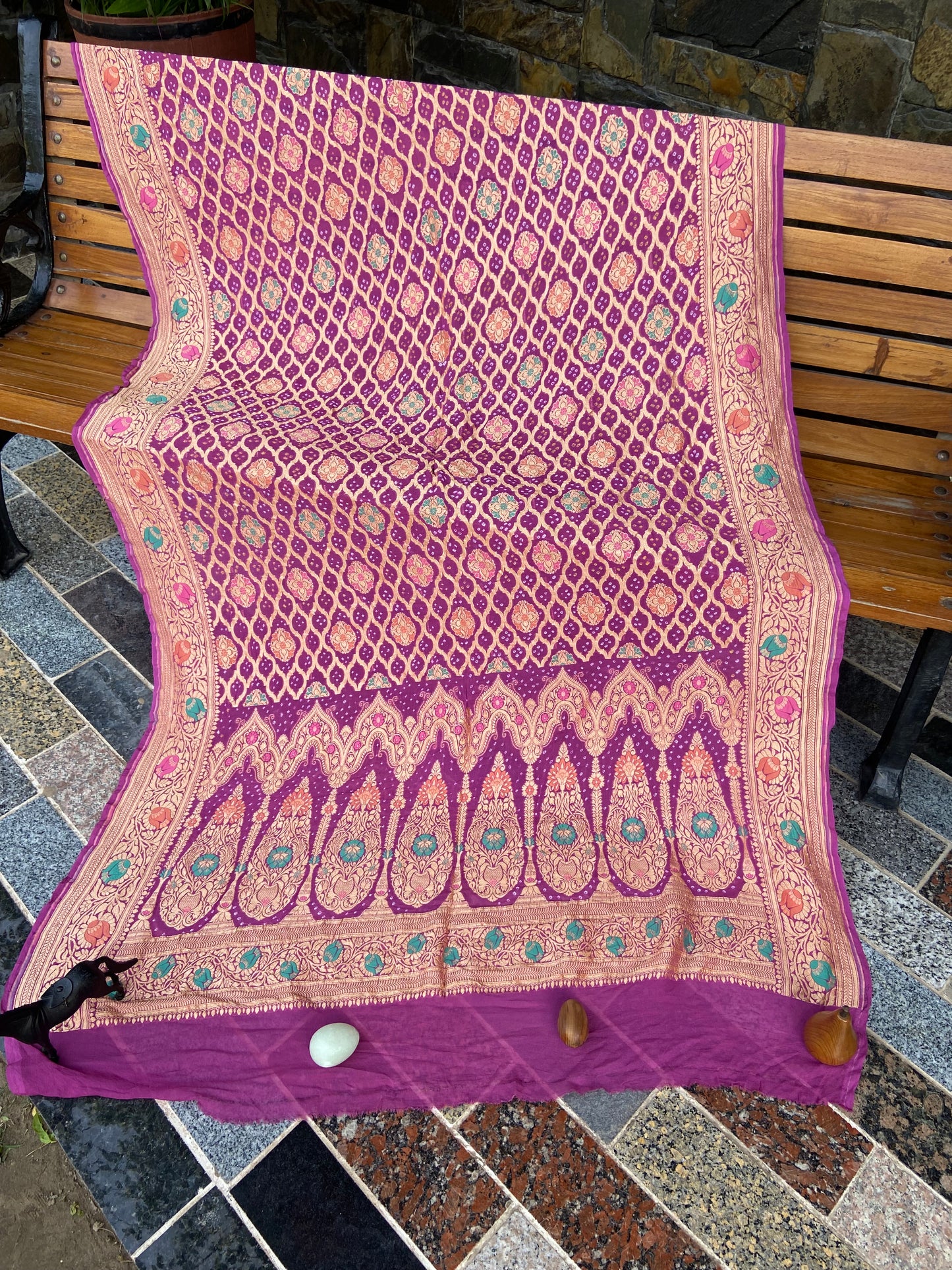 Pure Georgette neem Zari with mena kari