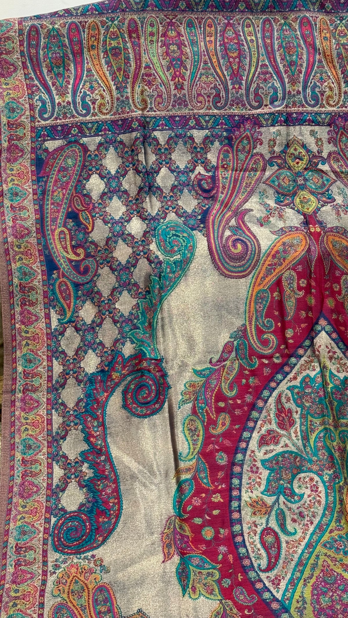 NOOR-E-KANI