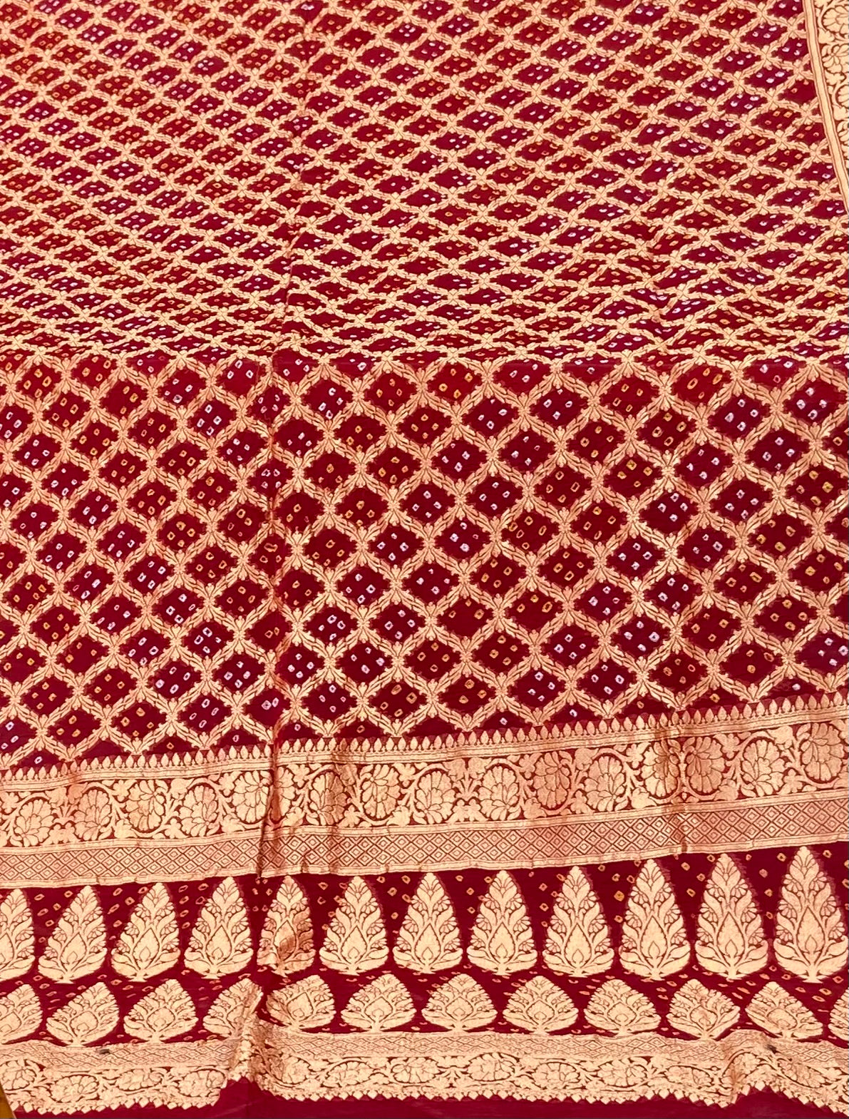 Pure Georgette neem Zari with mena kari