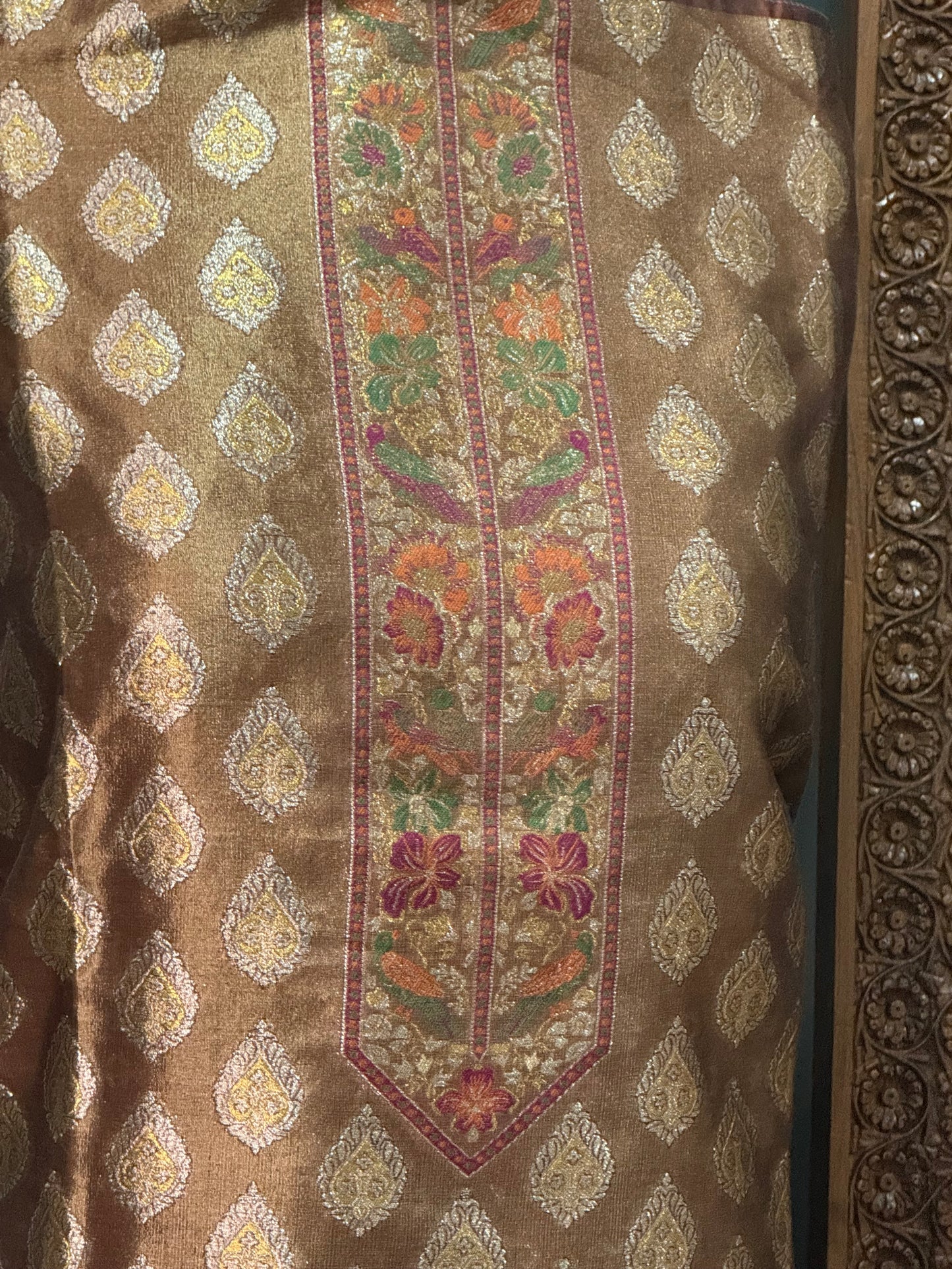 REGAL LOOM