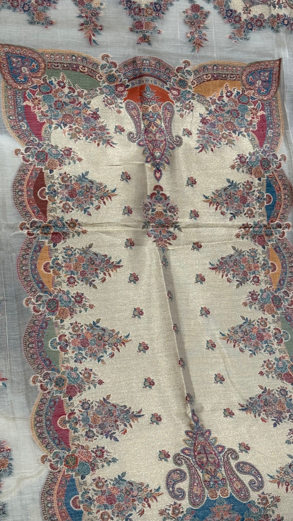 NOOR-E-KANI