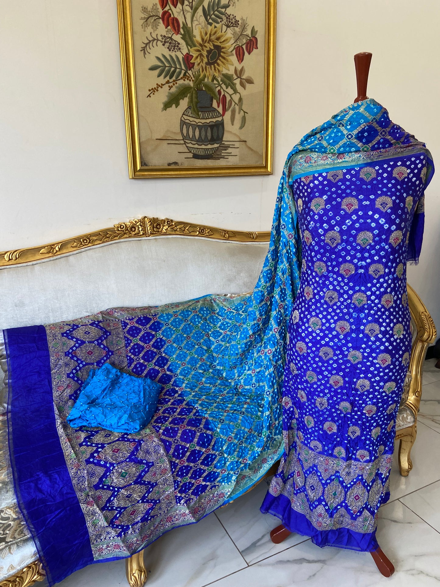 Meena Kari suits