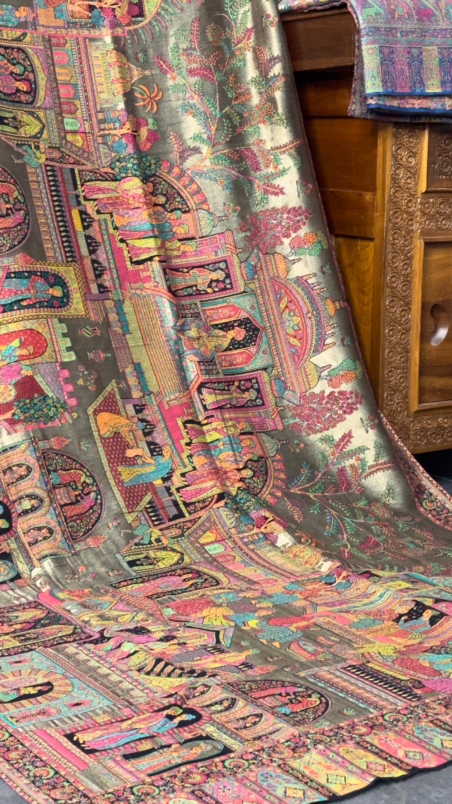 DARBAR SHAWL