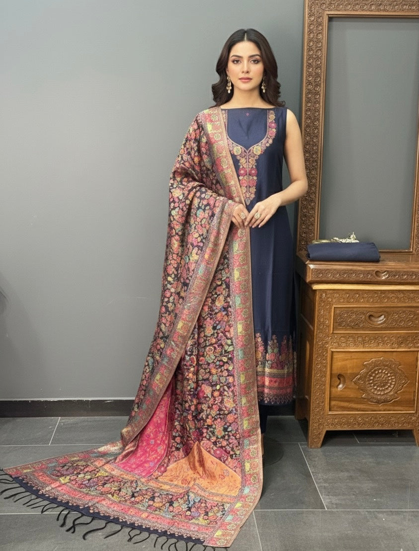 REGAL LOOM