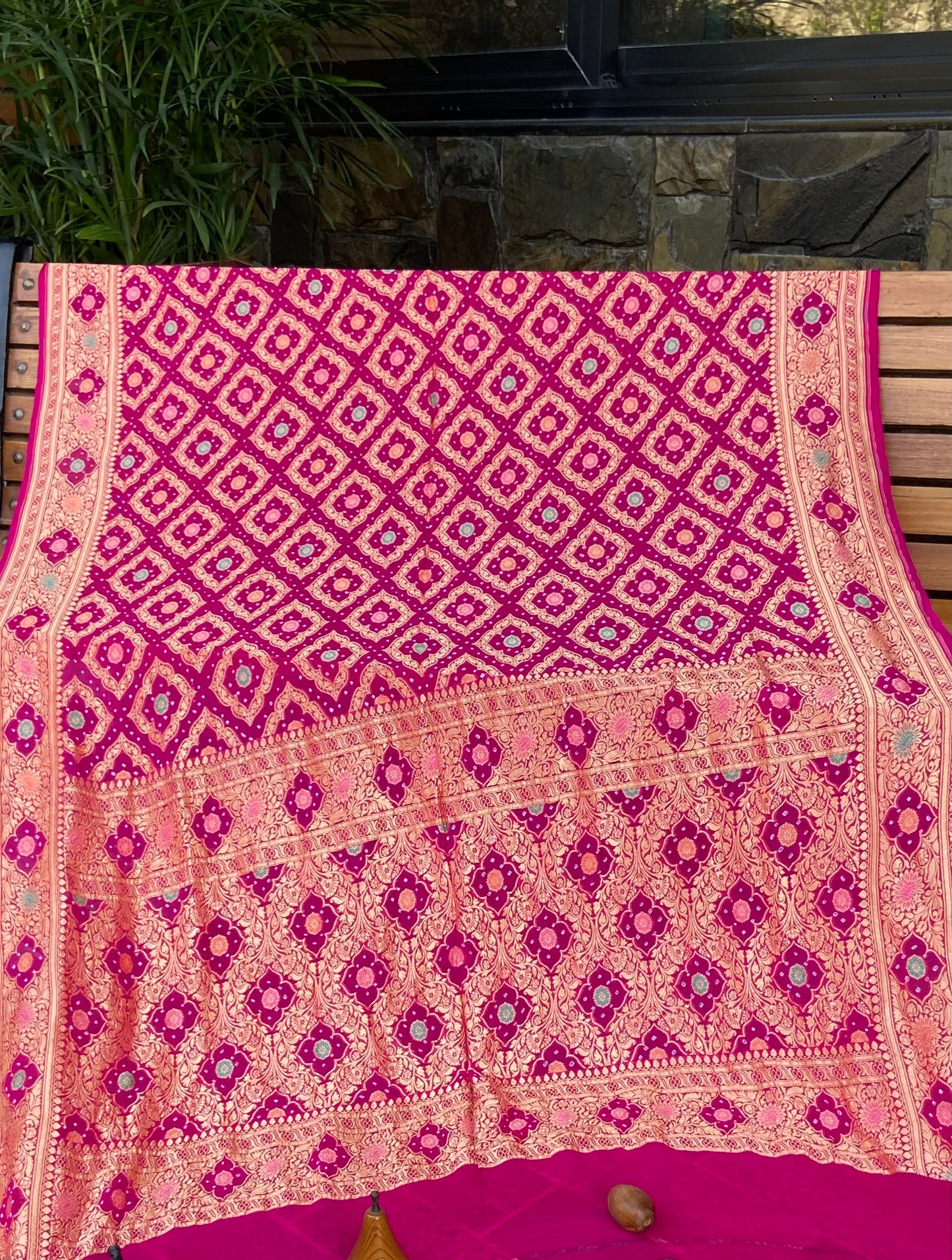 Pure Georgette neem Zari with mena kari
