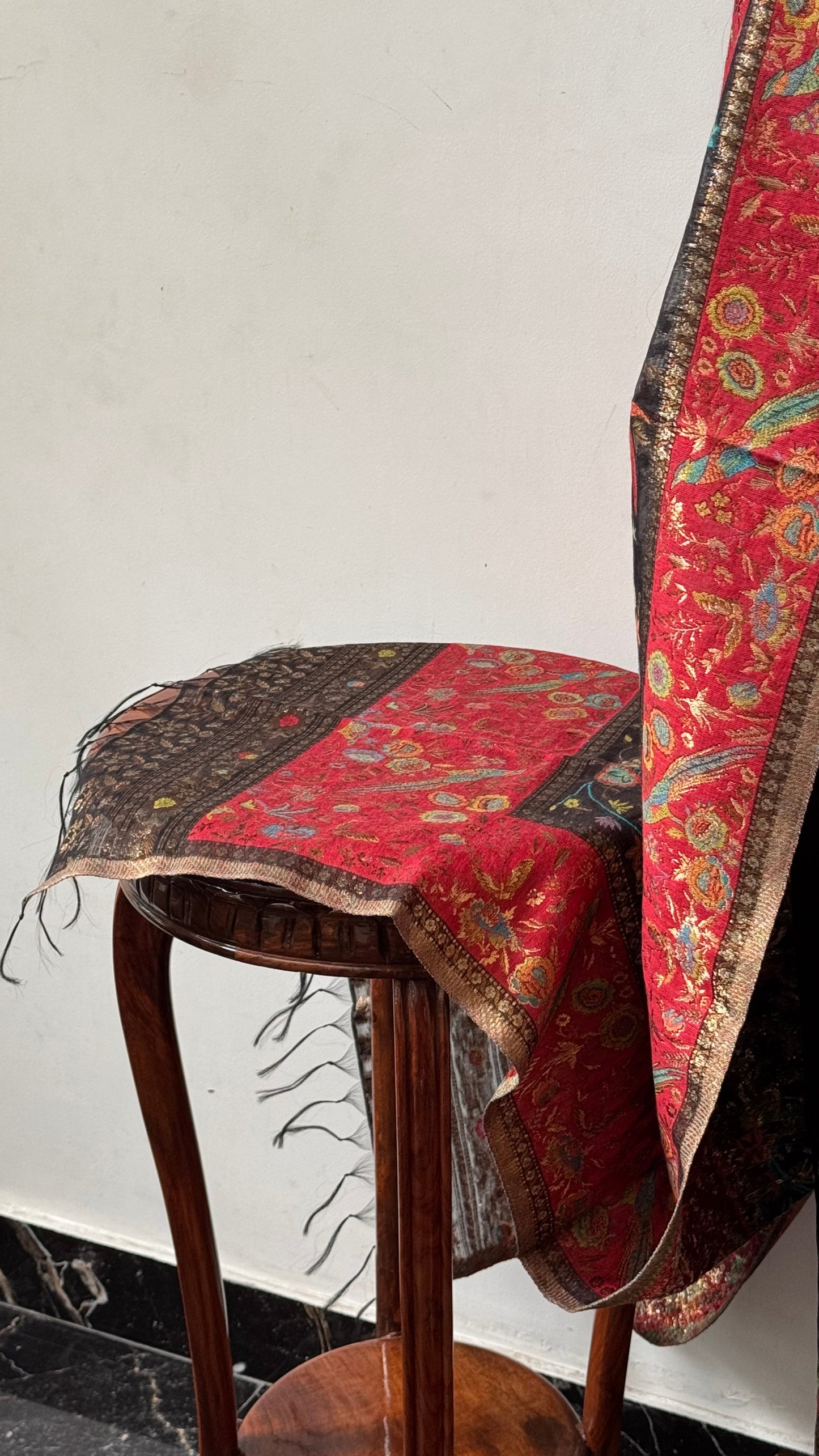 REGAL LOOM