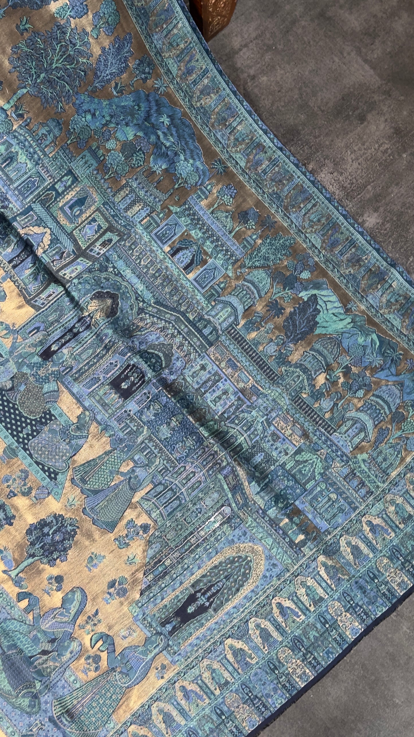 DARBAR SHAWL